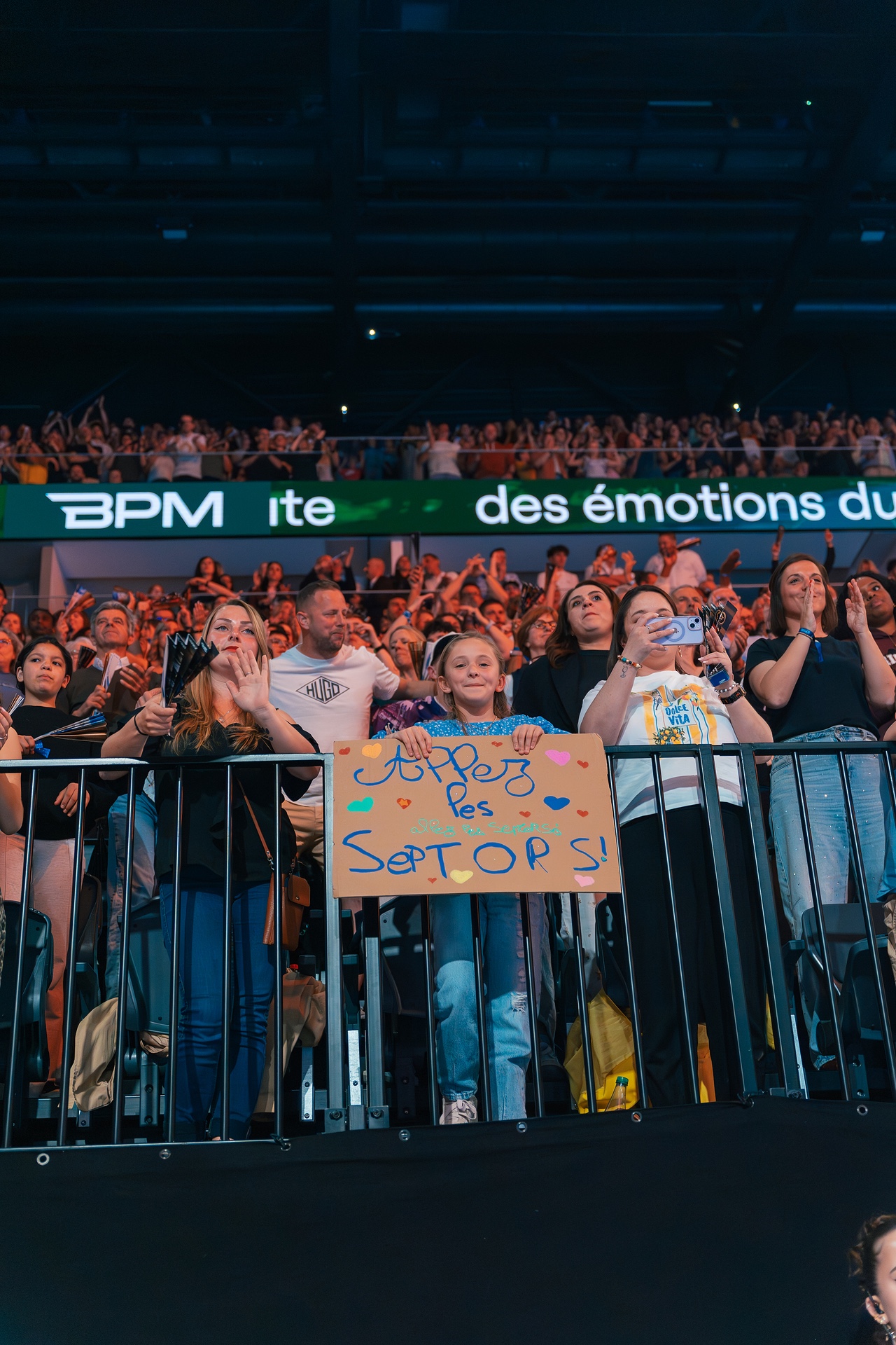 DSC03404-2.jpg_compressed