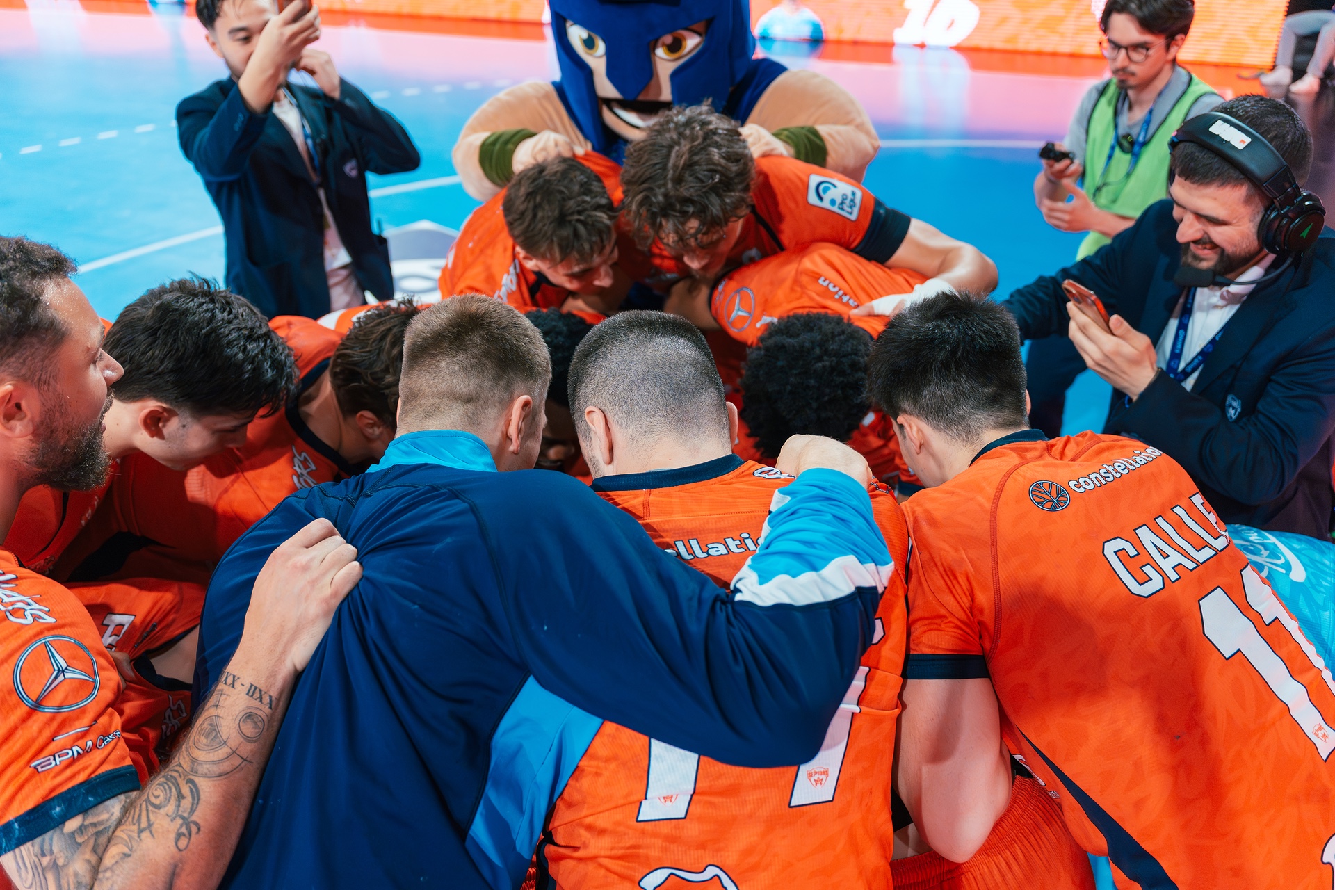 DSC03528.jpg_compressed