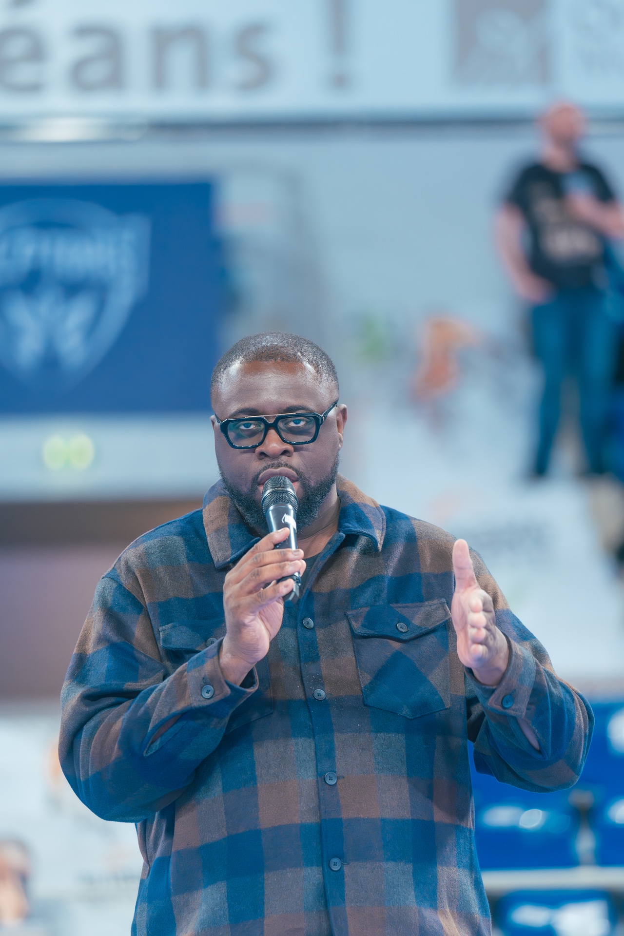 DSC03697.jpg_compressed