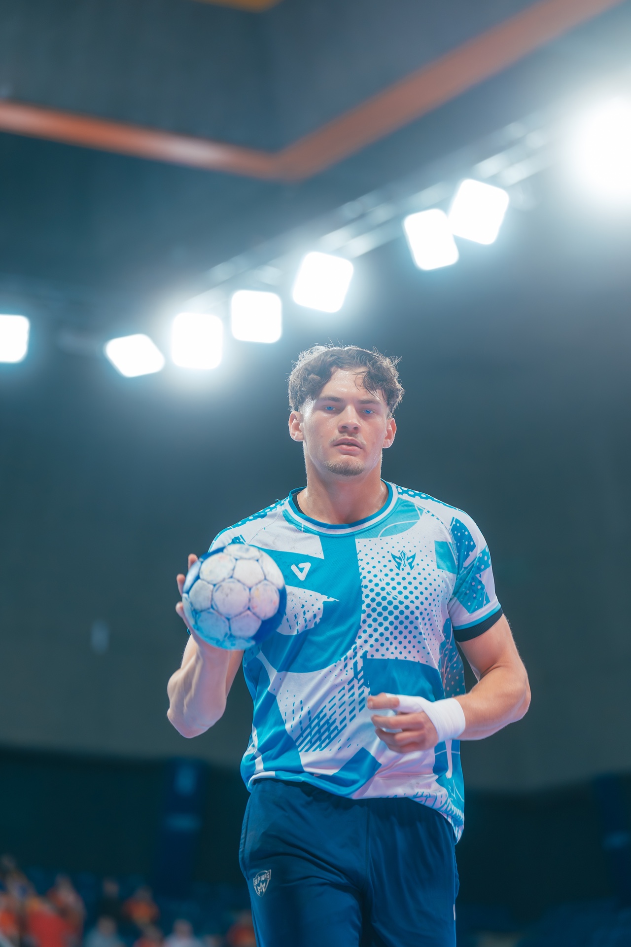 DSC03715.jpg_compressed