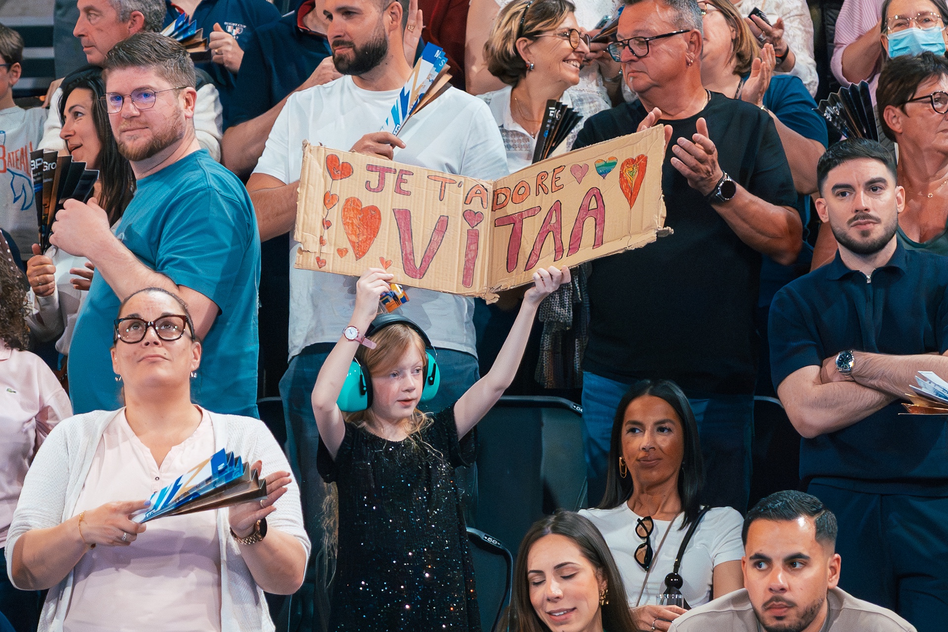 DSC03719-2.jpg_compressed