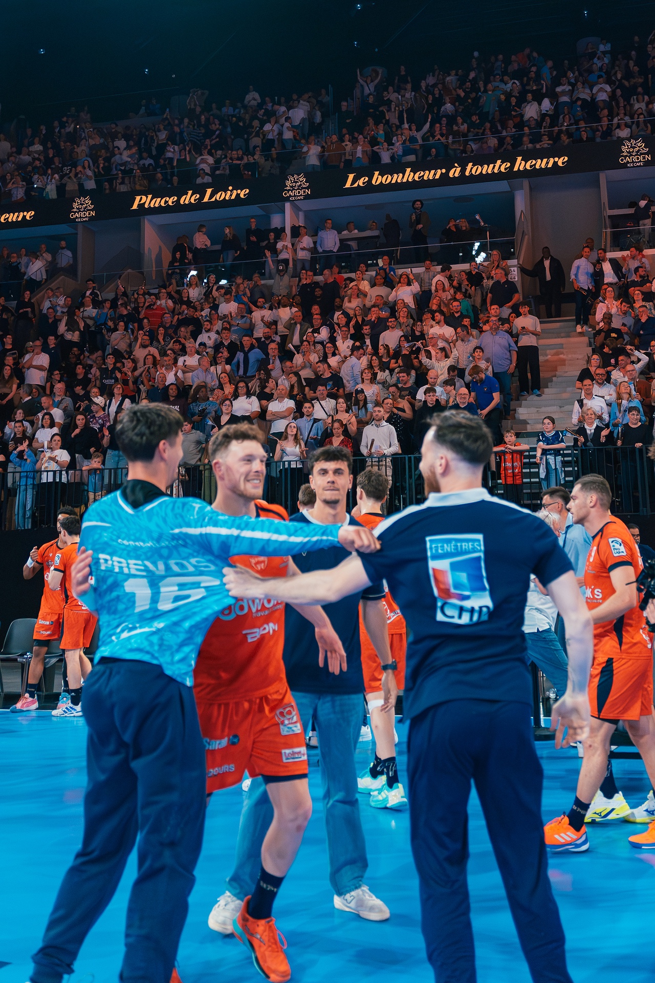 DSC03727-2.jpg_compressed