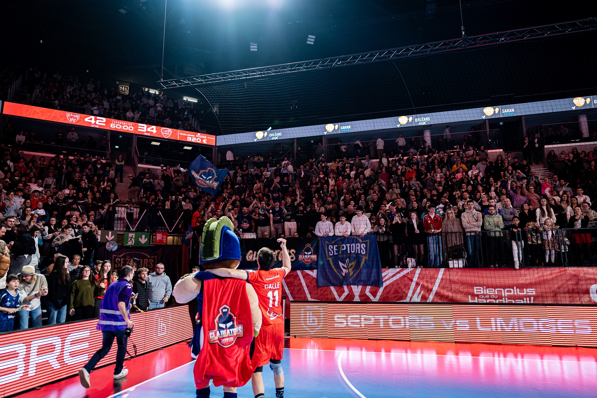 DSC03756.jpg_compressed