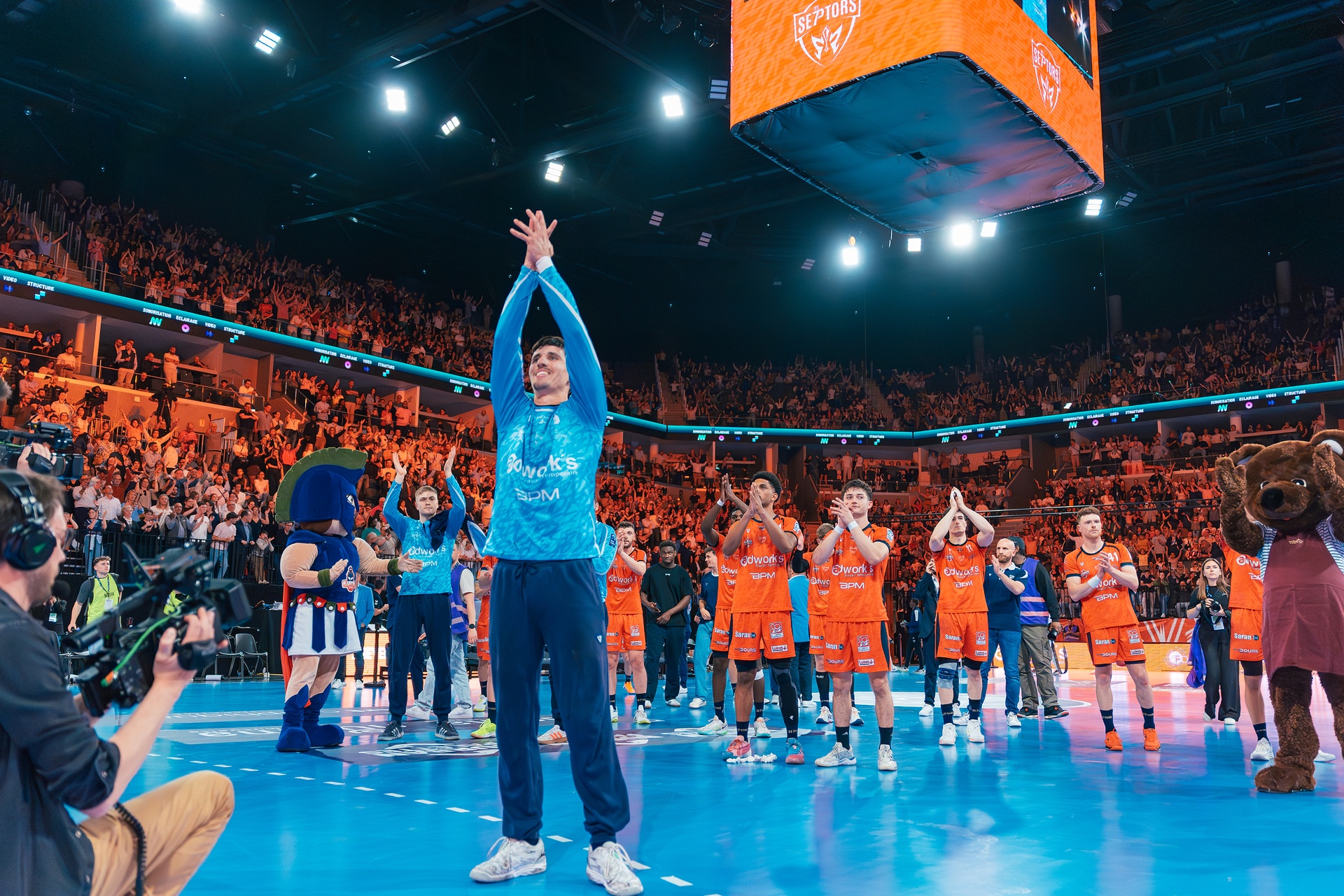 DSC03853-2.jpg_compressed