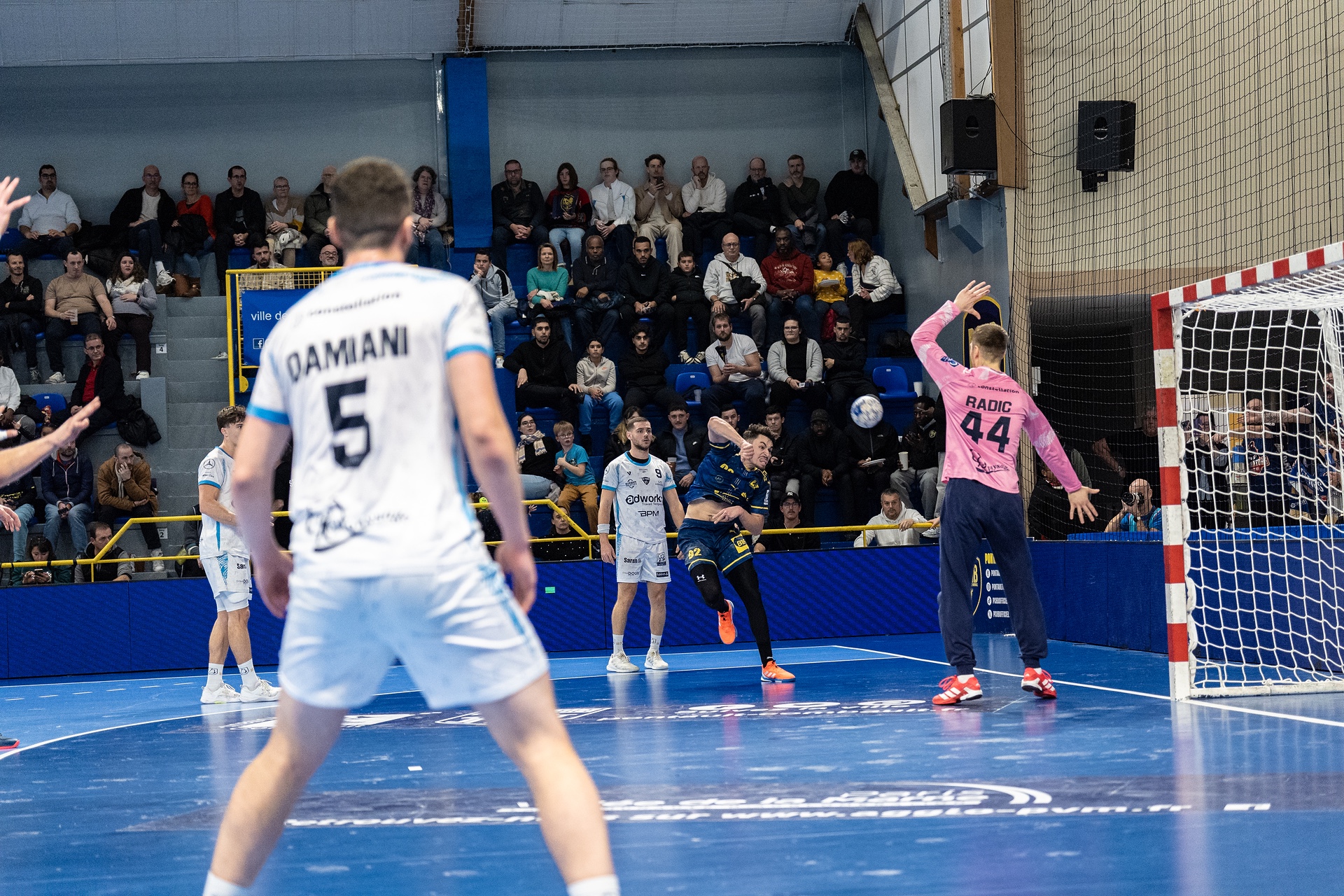 DSC03886.jpg_compressed