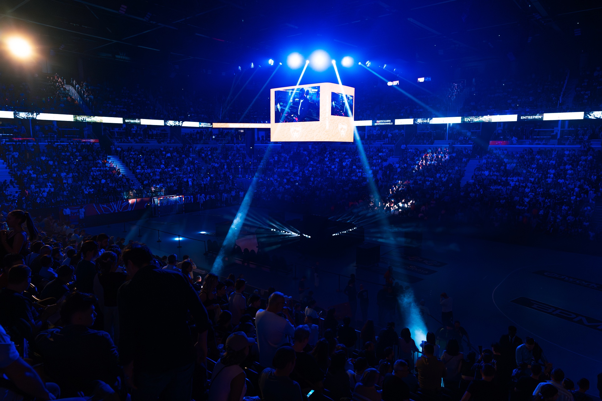 DSC03983.jpg_compressed