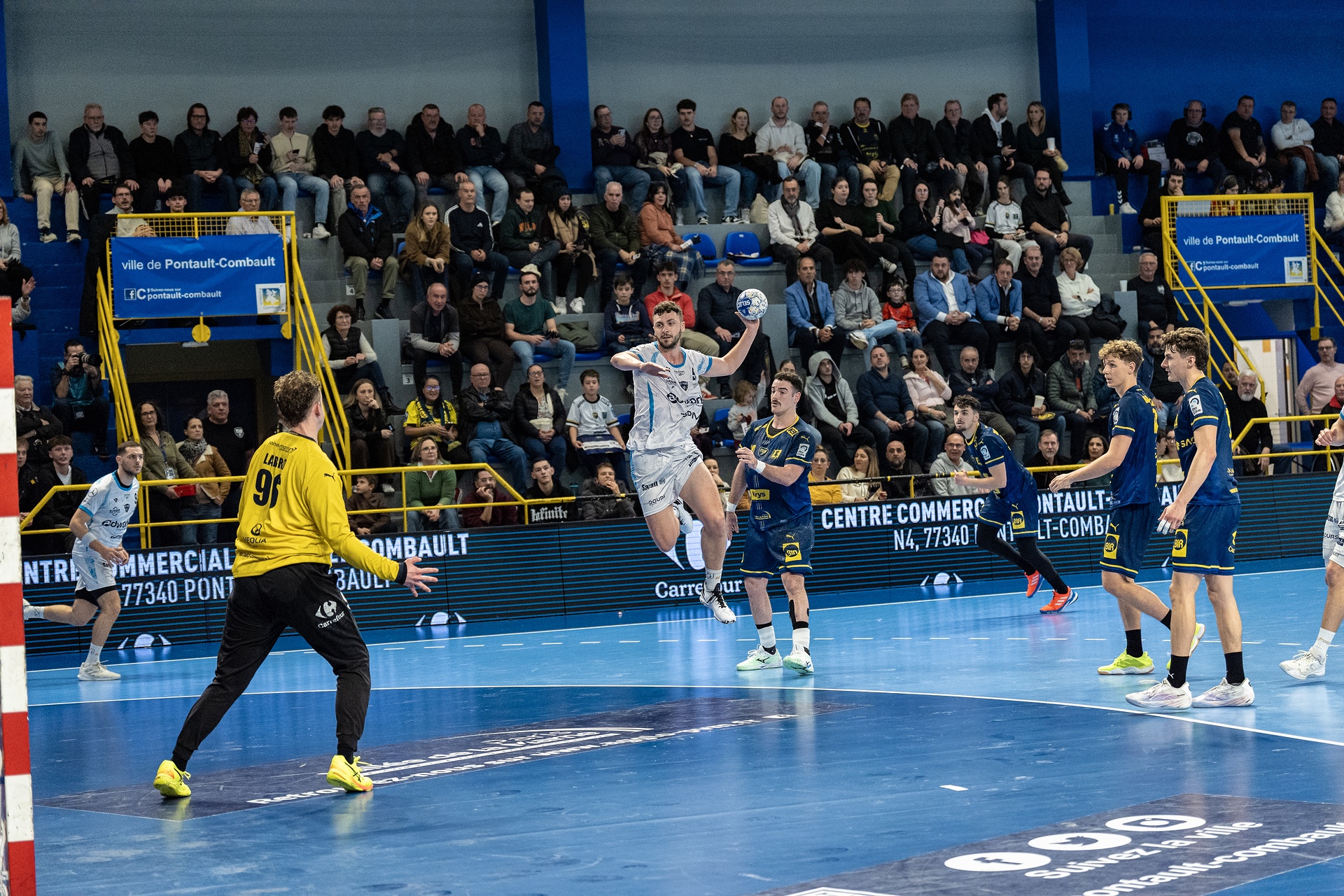 DSC04018.jpg_compressed