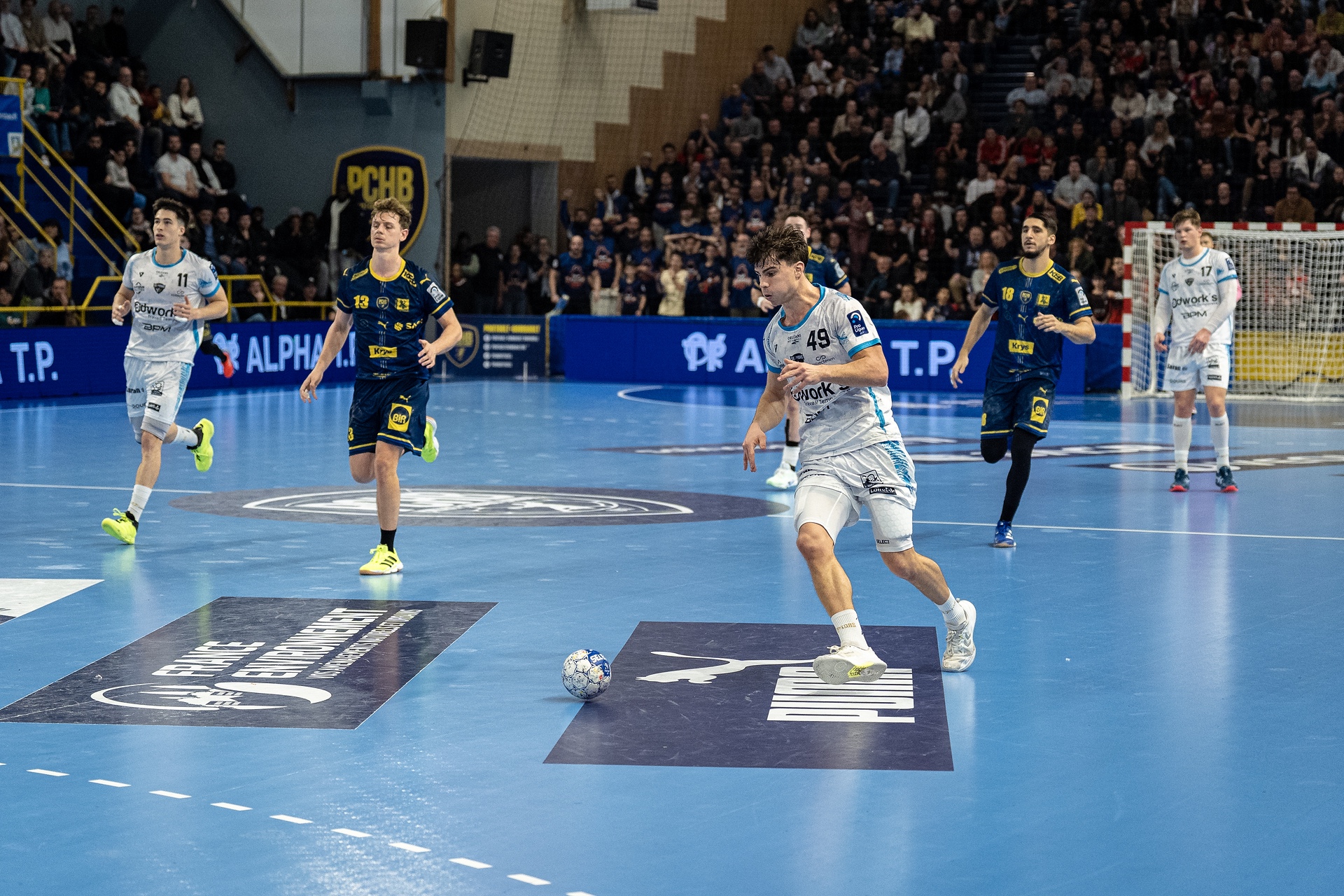 DSC04050.jpg_compressed