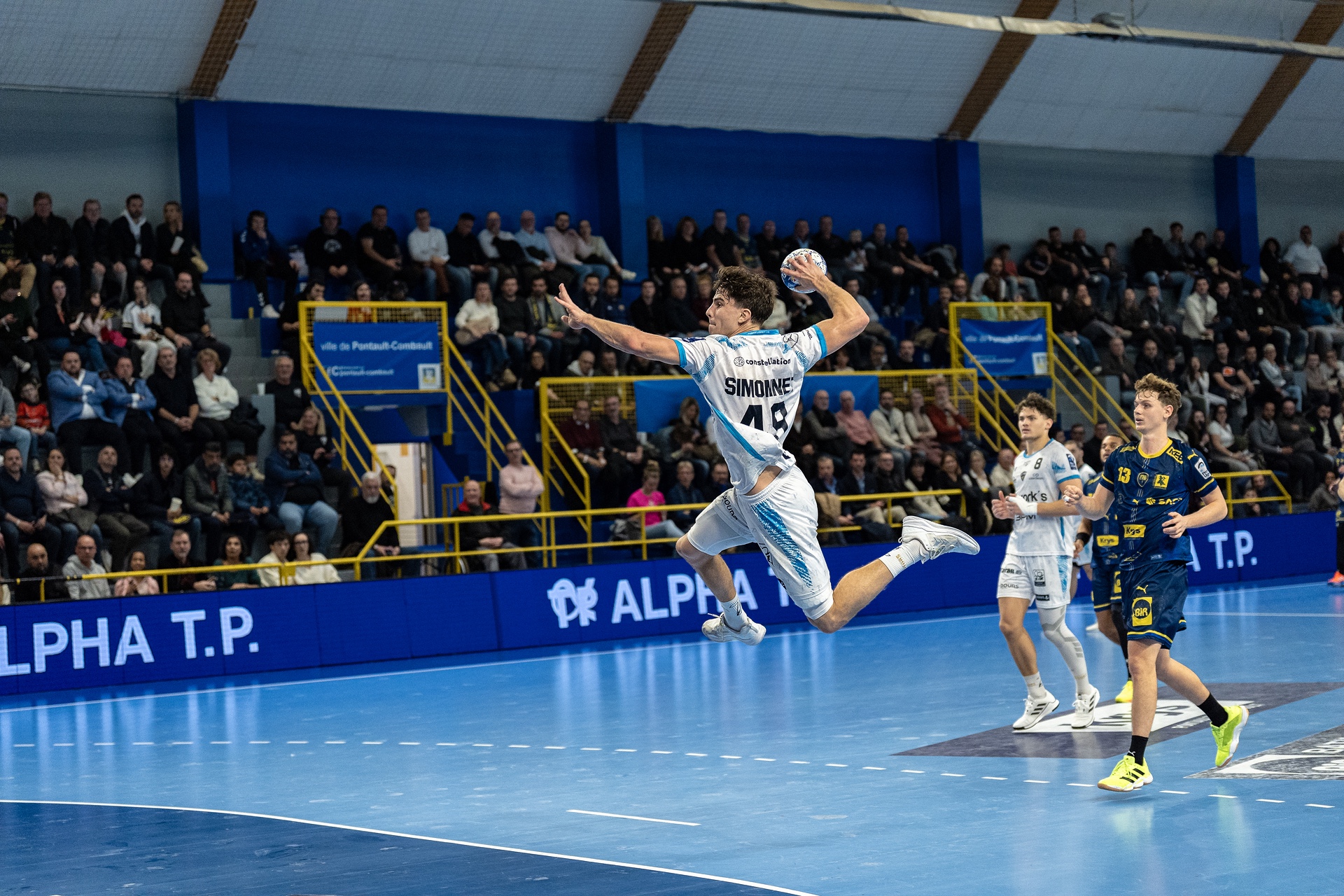 DSC04070.jpg_compressed