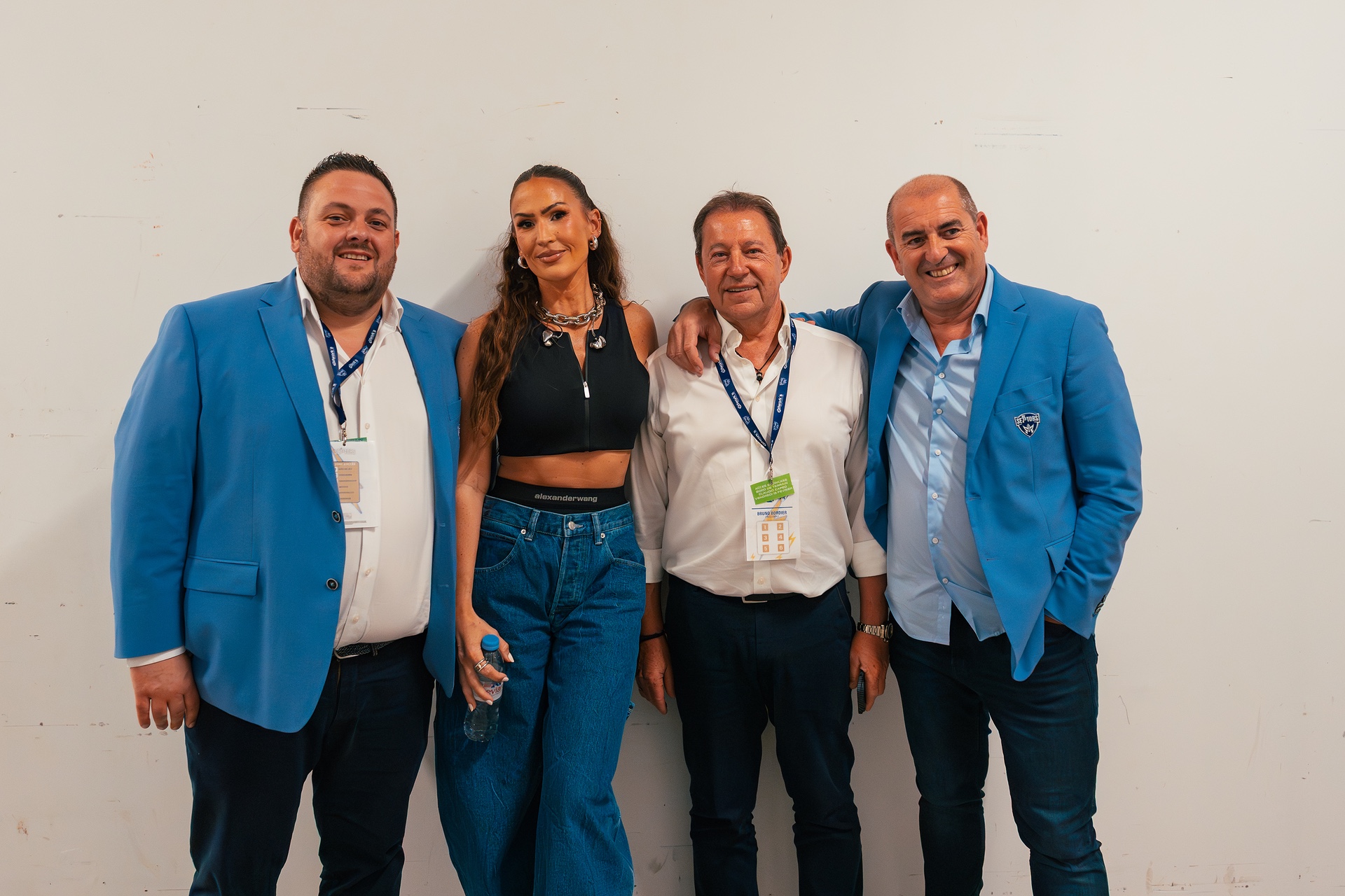 DSC04075.jpg_compressed