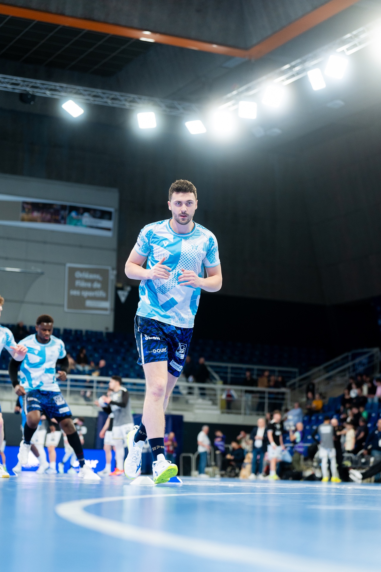 DSC04160.jpg_compressed