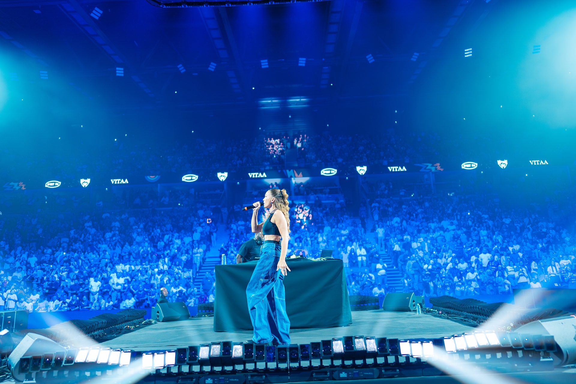 DSC04197.jpg_compressed