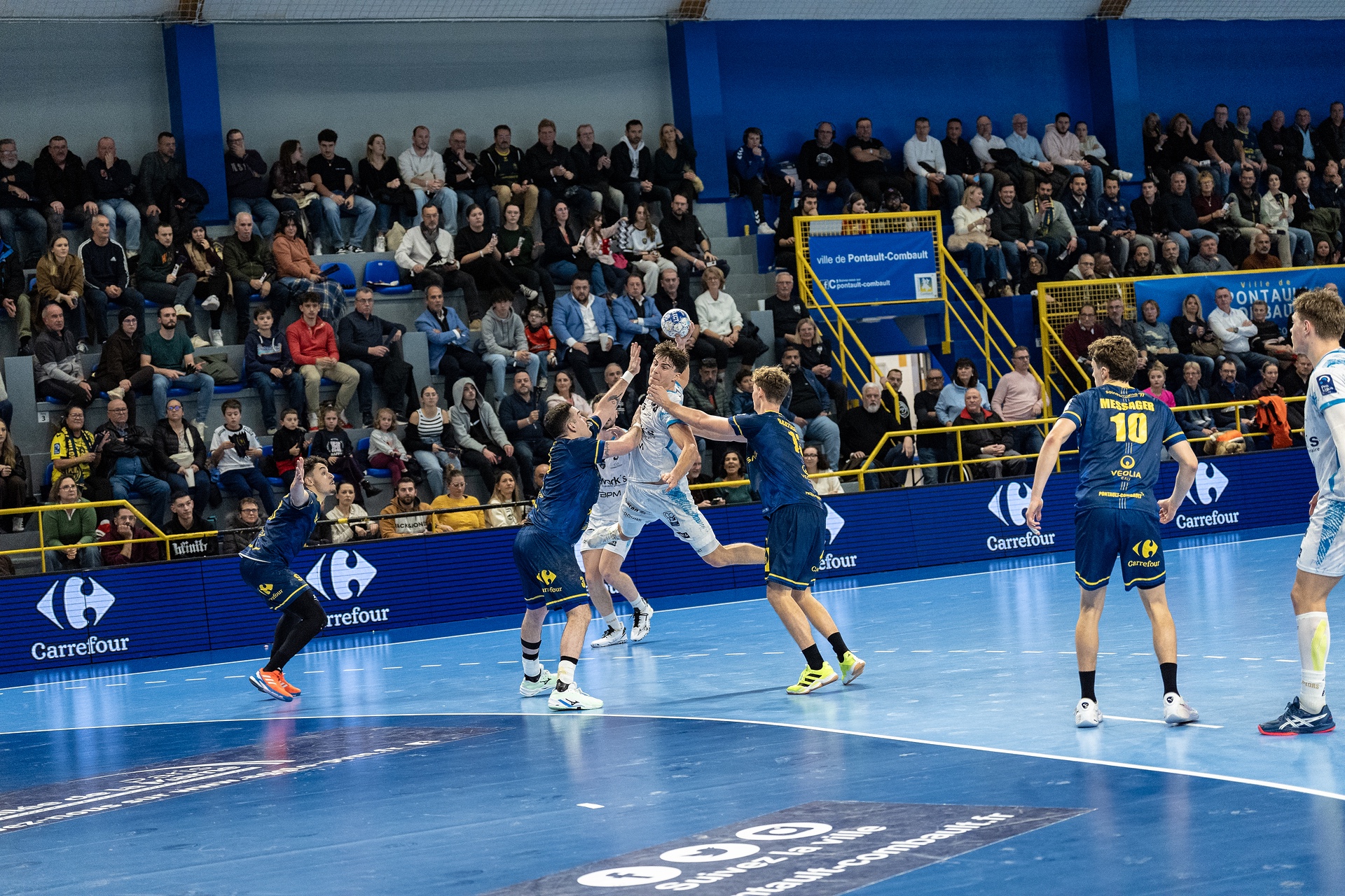 DSC04204.jpg_compressed