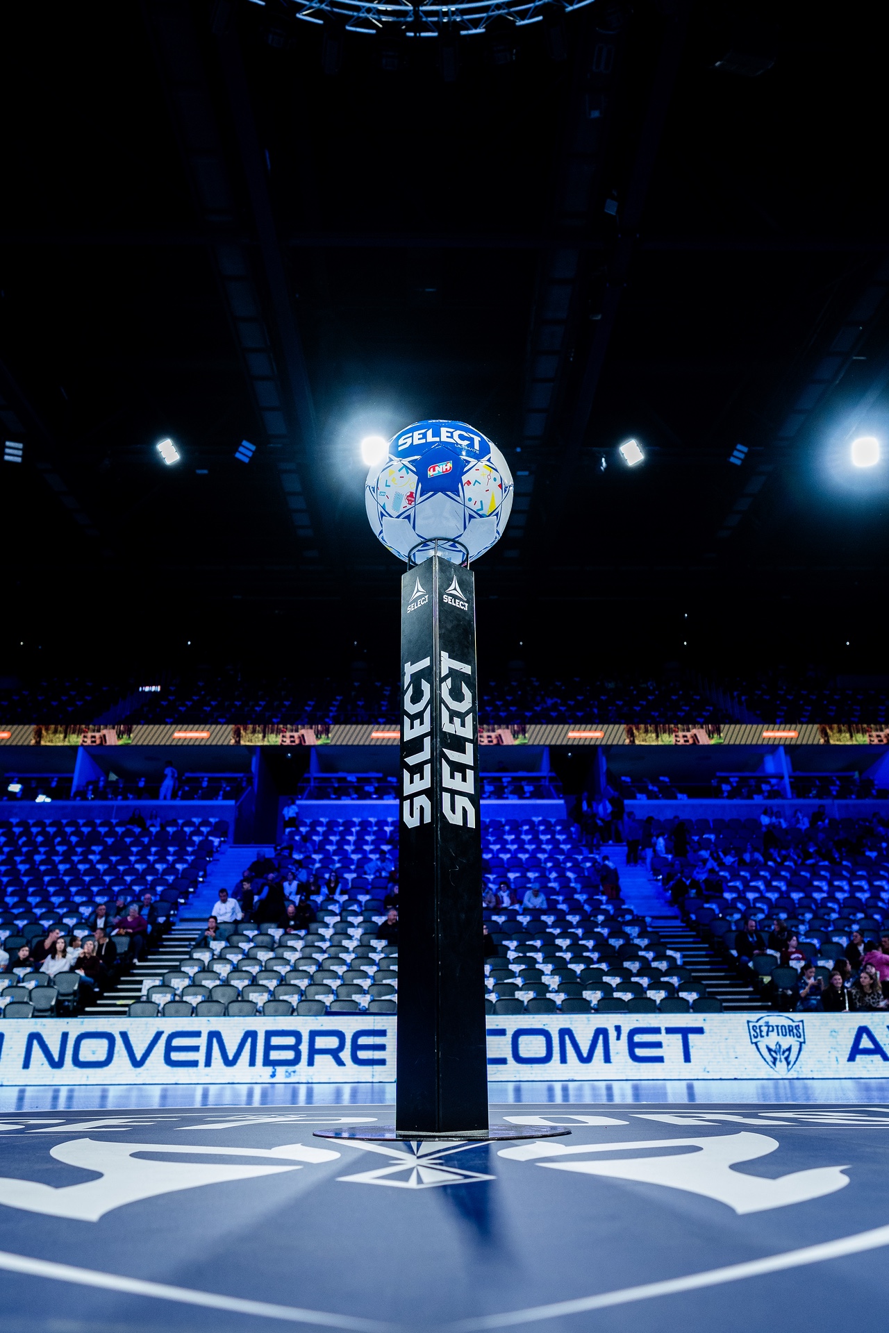 DSC04253.jpg_compressed