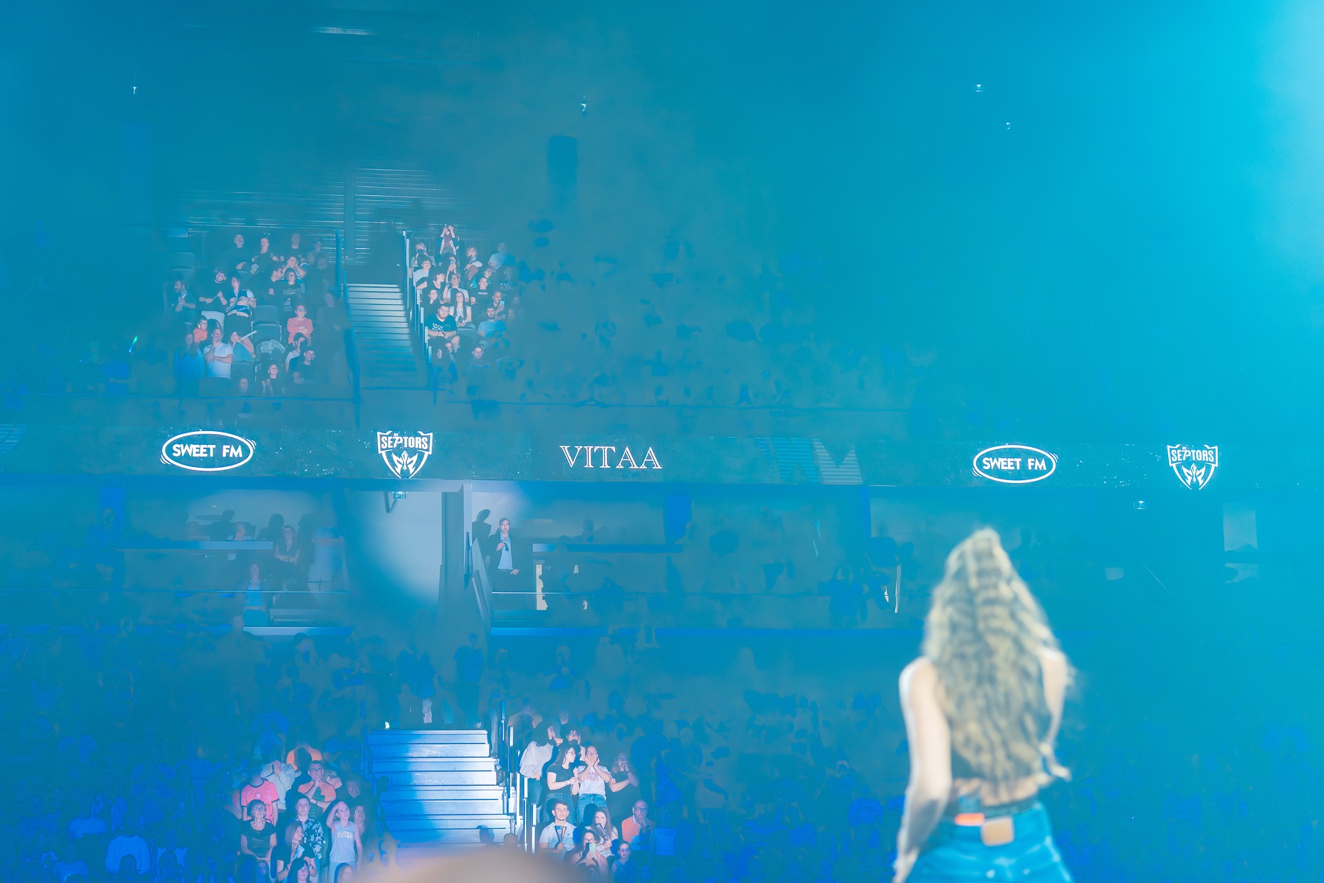 DSC04296.jpg_compressed