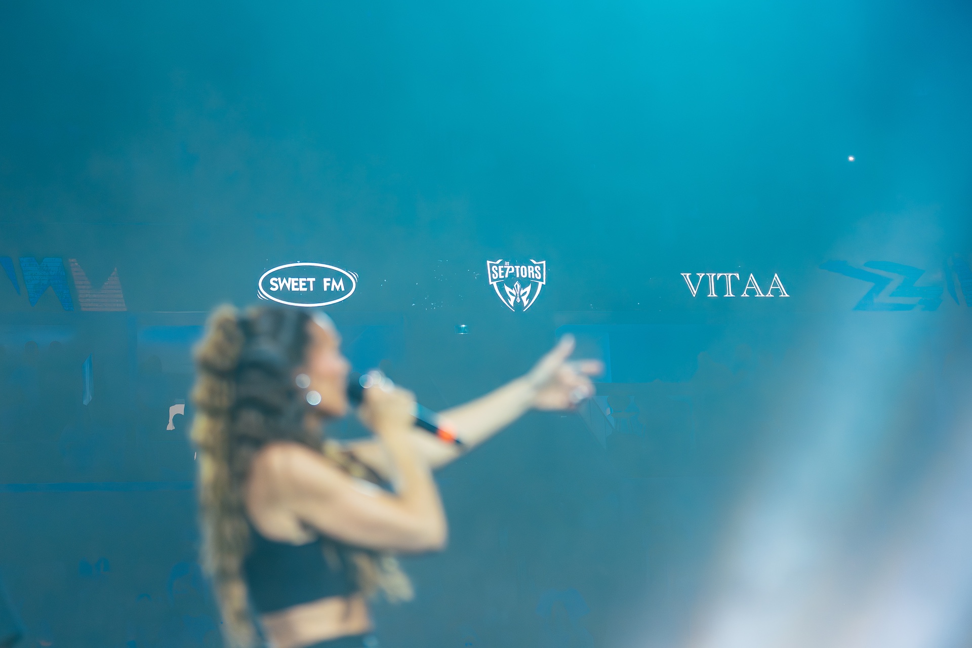 DSC04334.jpg_compressed