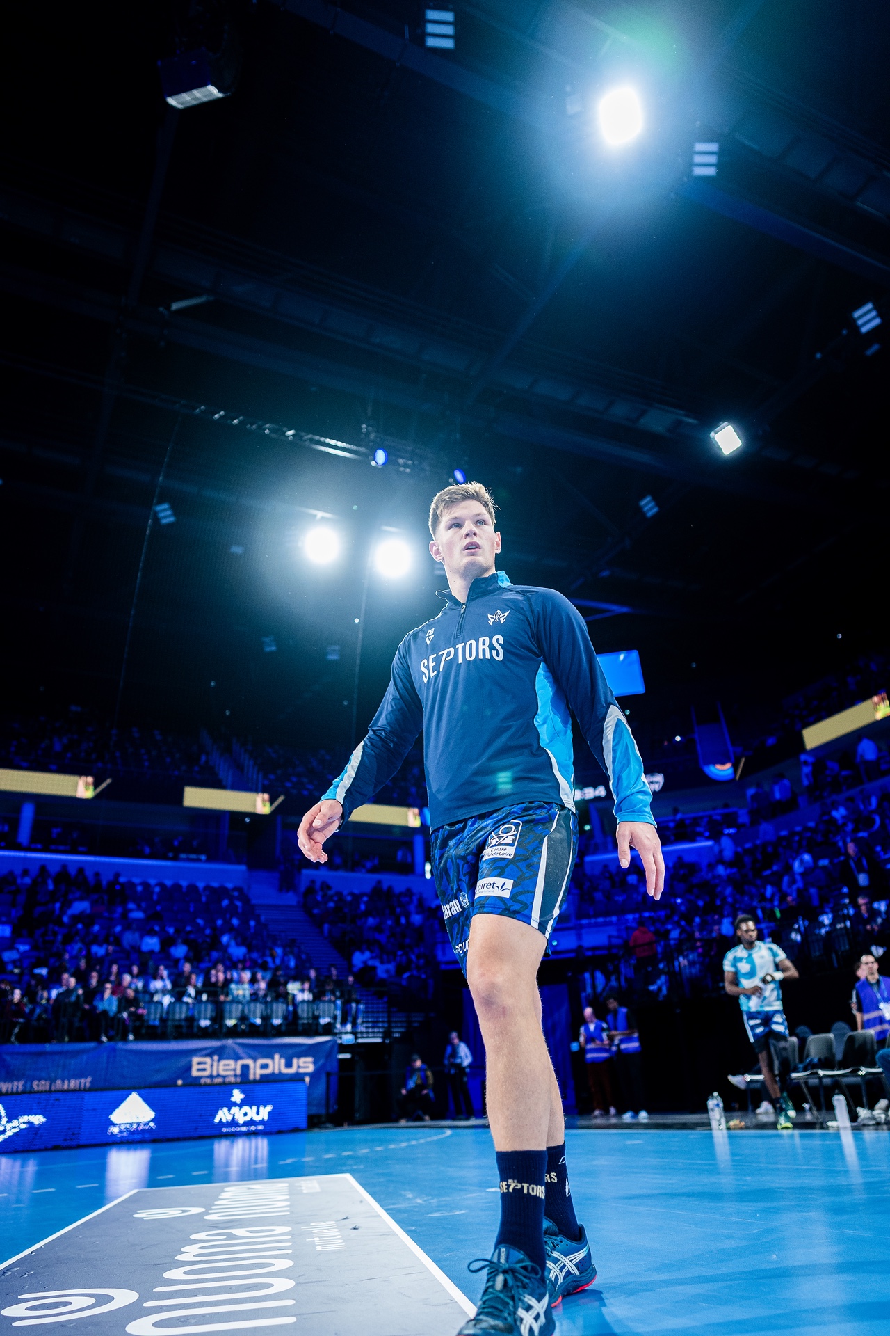 DSC04457.jpg_compressed