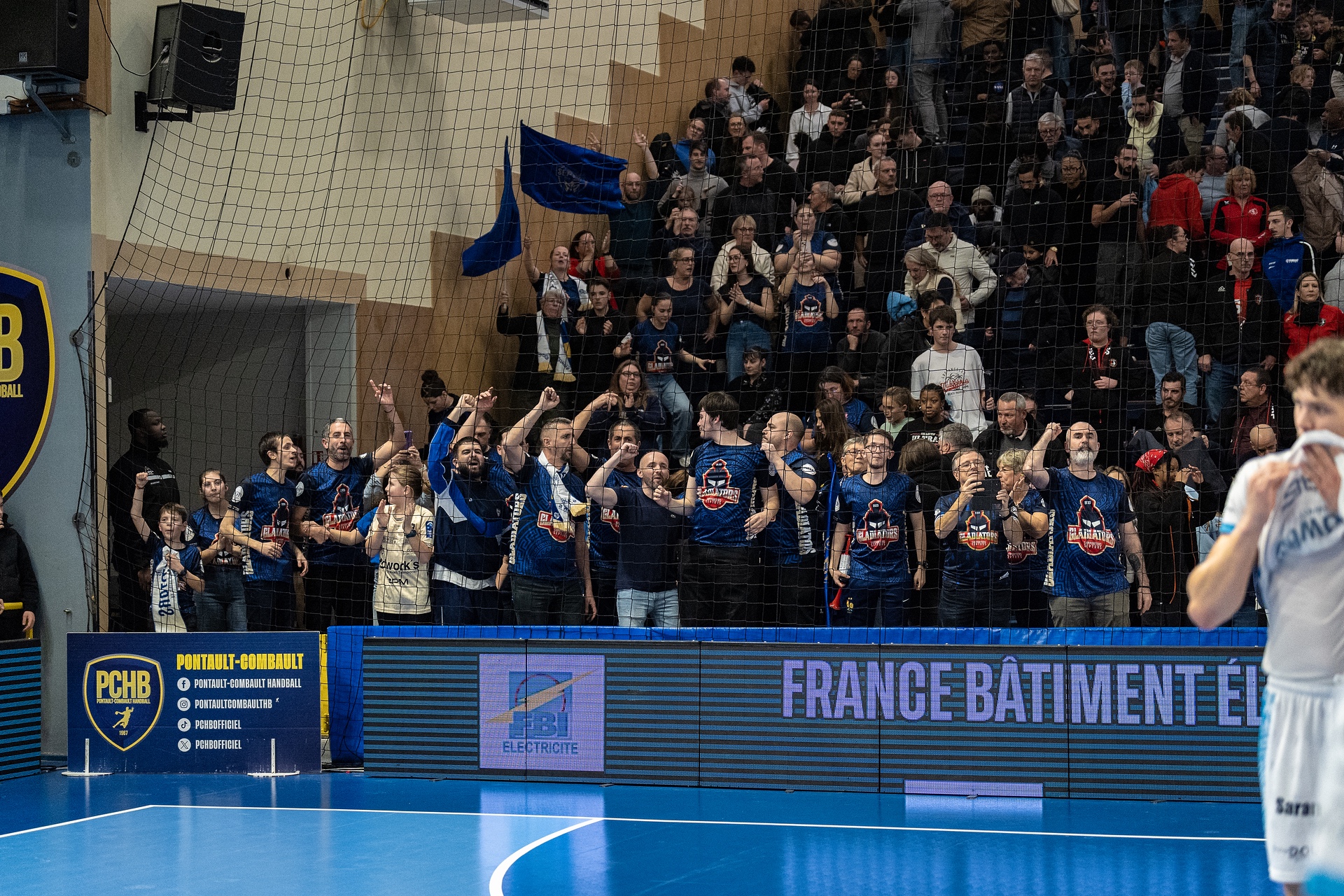 DSC04529.jpg_compressed