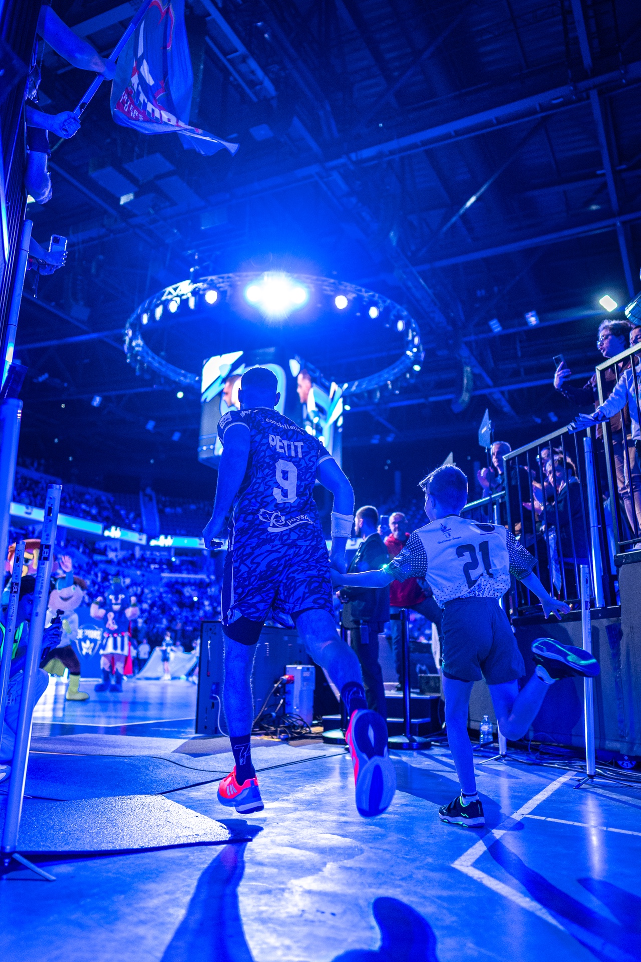 DSC04608.jpg_compressed