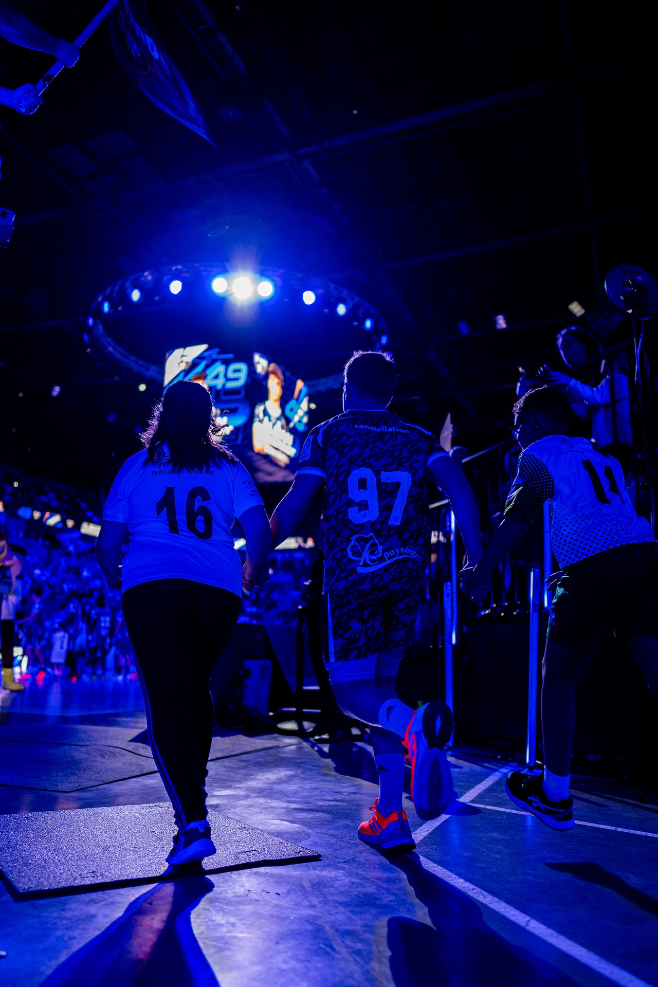 DSC04702.jpg_compressed