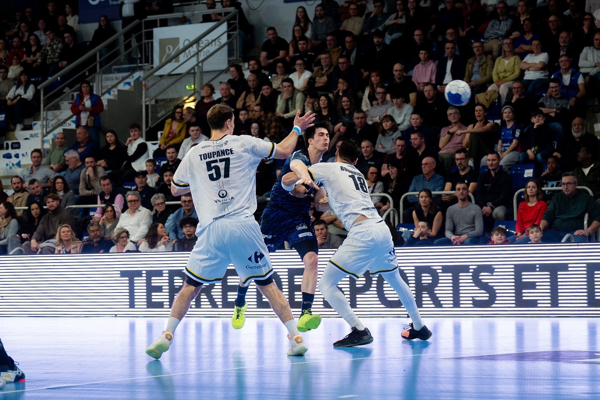 DSC04786.jpg_compressed