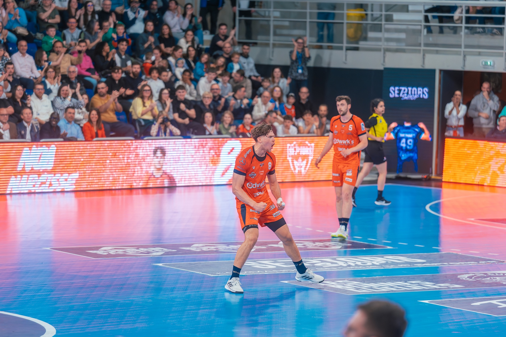 DSC04901.jpg_compressed