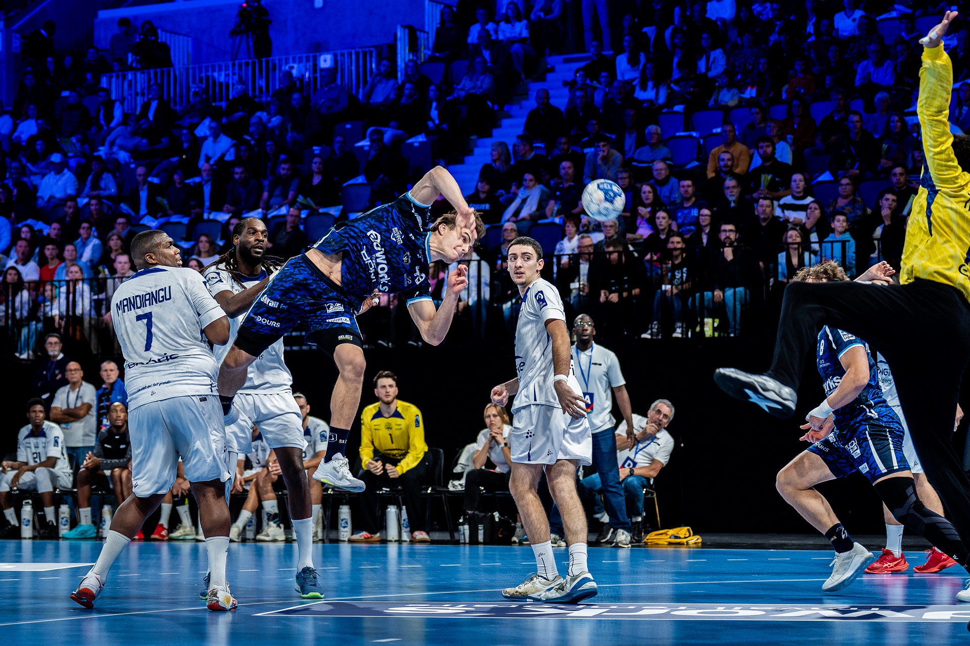 DSC04989.jpg_compressed