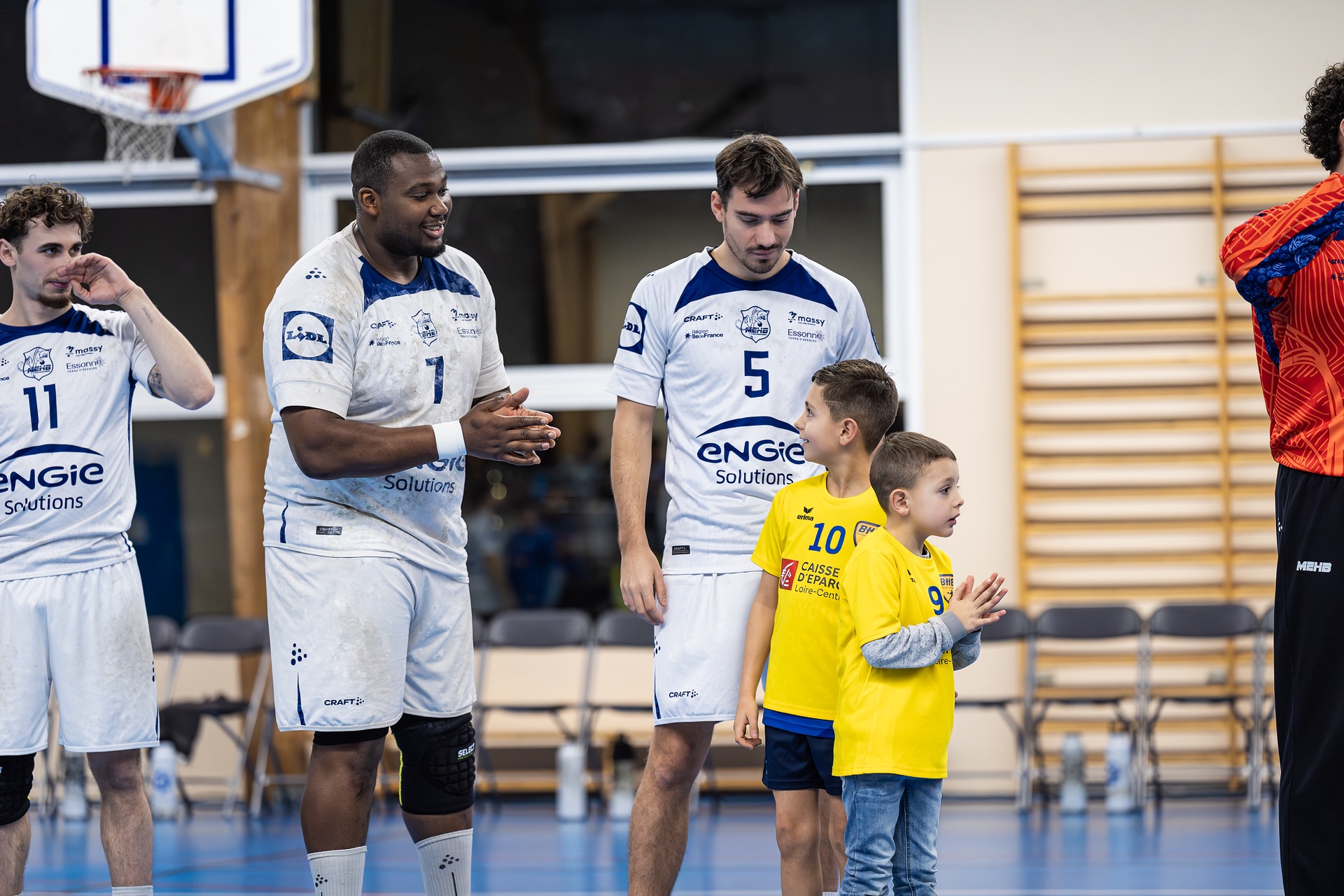 DSC05006.jpg_compressed