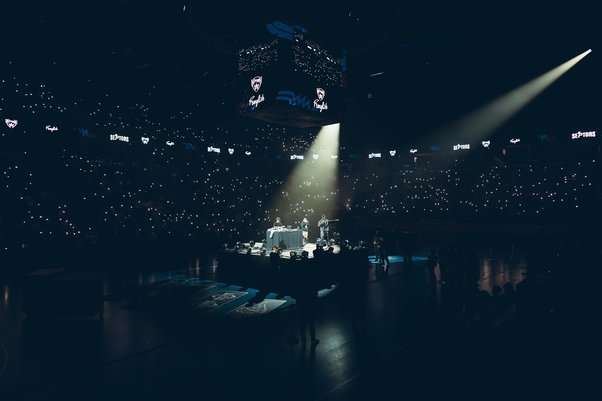 DSC05078.jpg_compressed