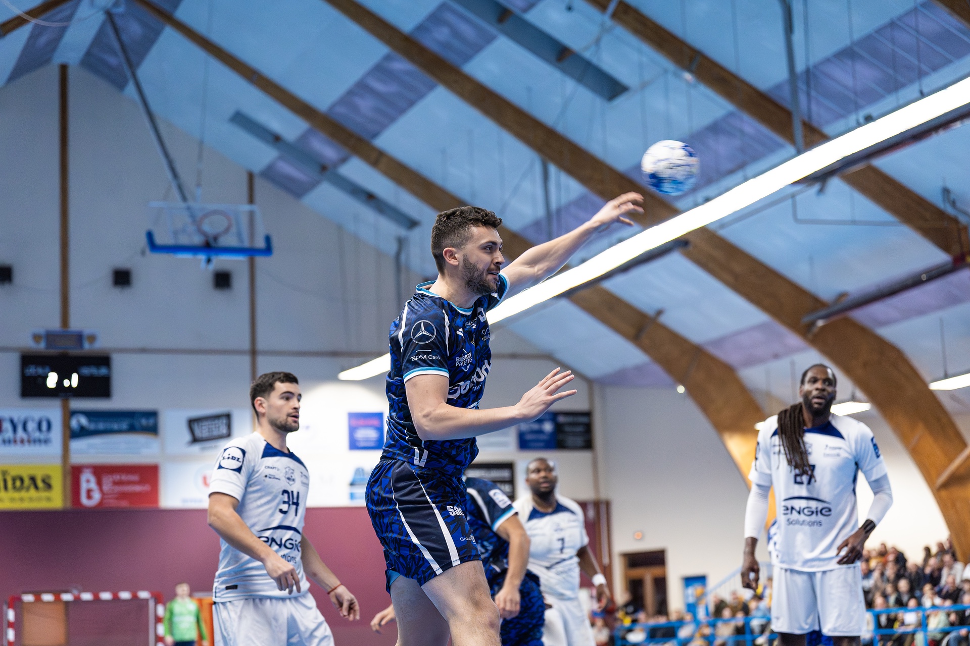 DSC05159.jpg_compressed