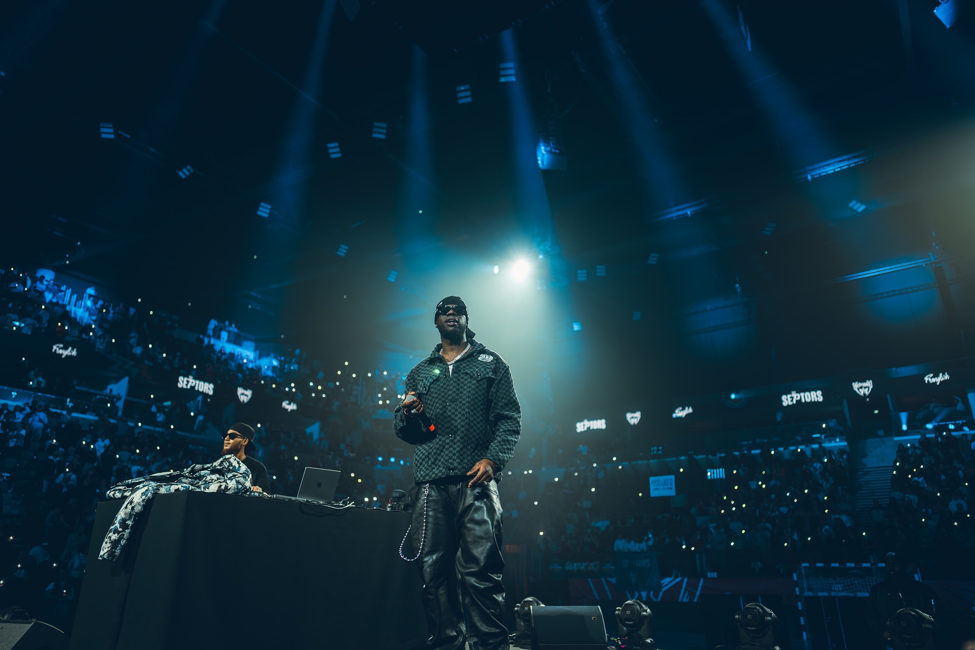 DSC05167.jpg_compressed