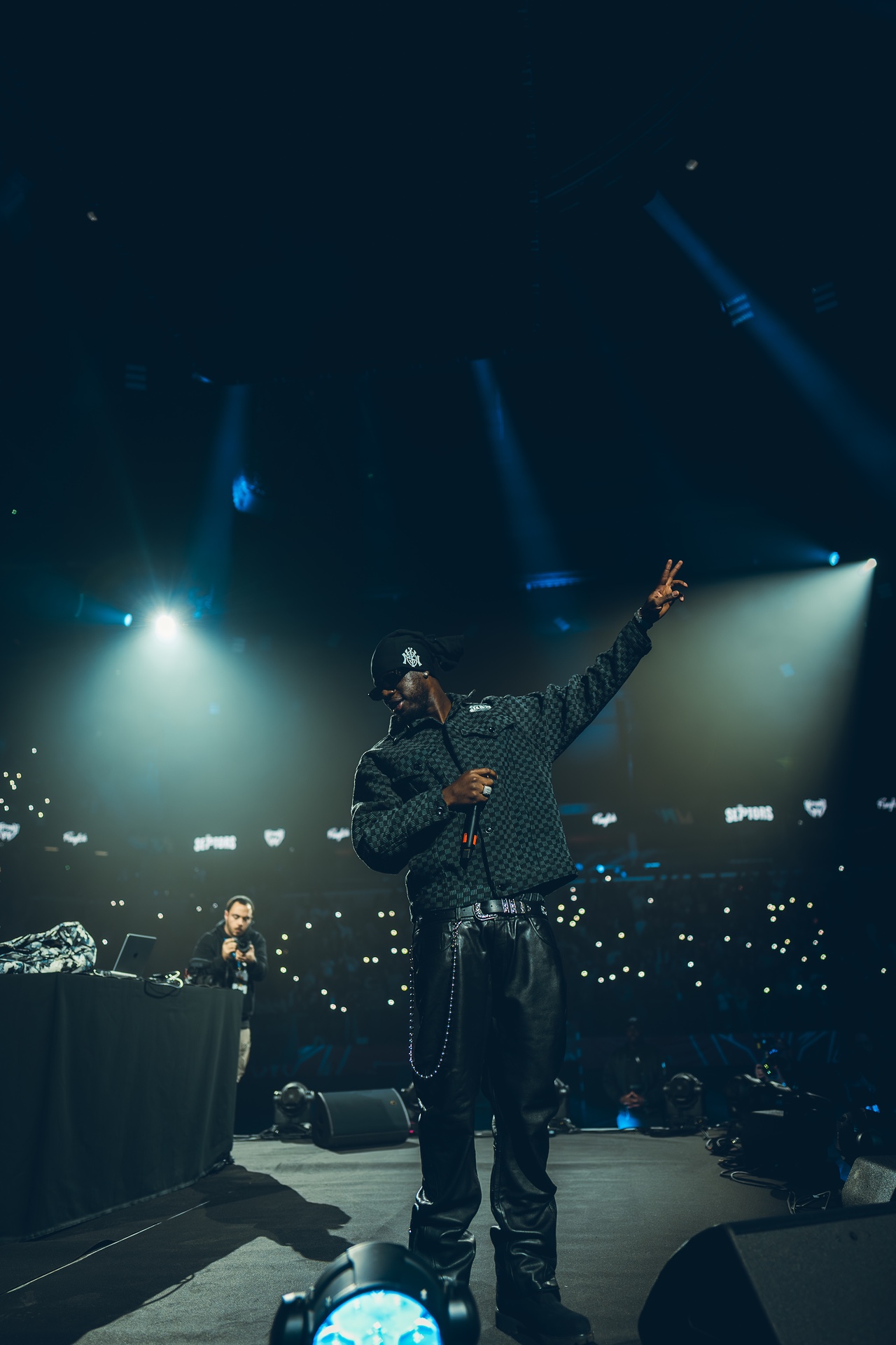 DSC05193.jpg_compressed