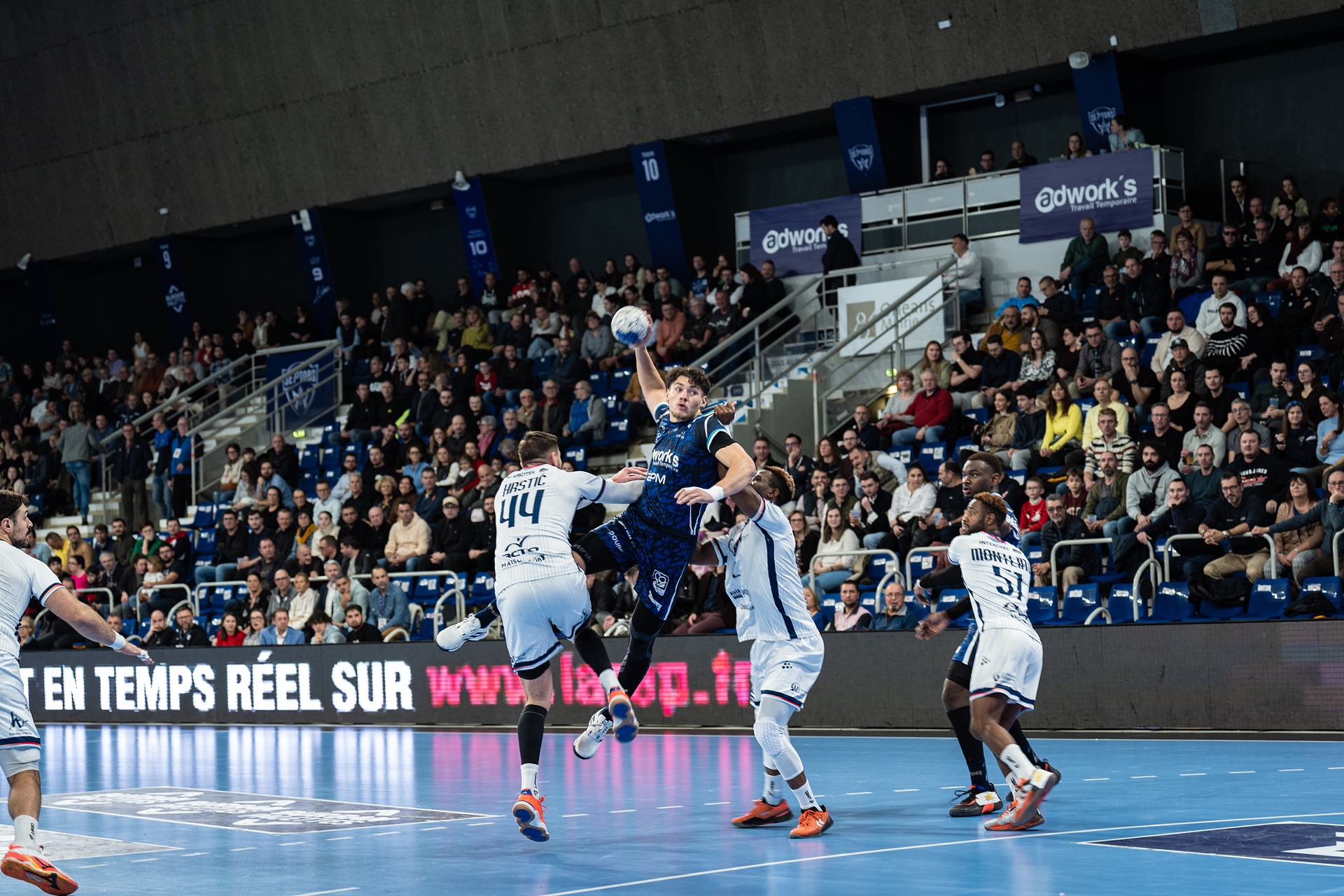 DSC05243.jpg_compressed