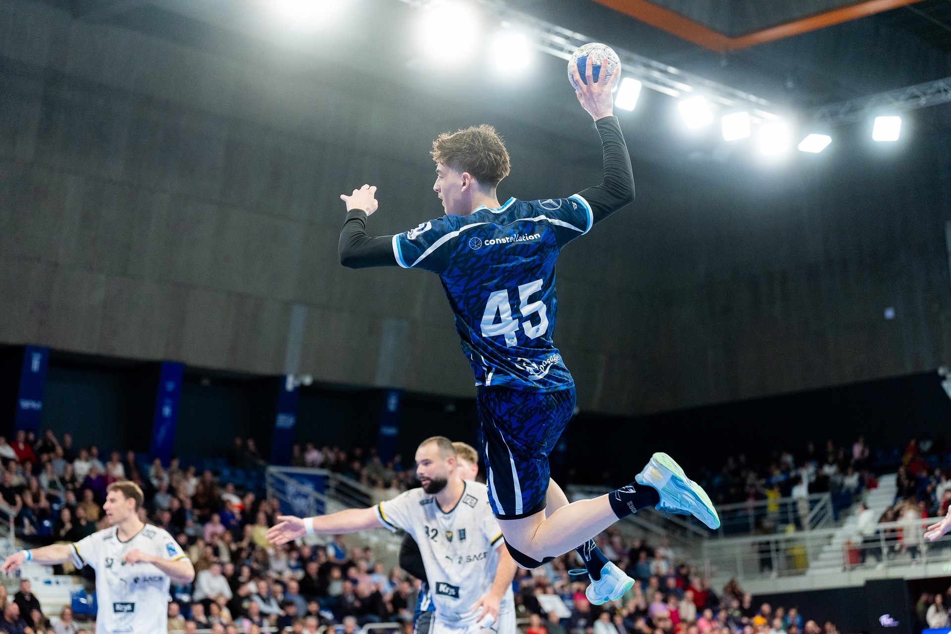 DSC05304.jpg_compressed