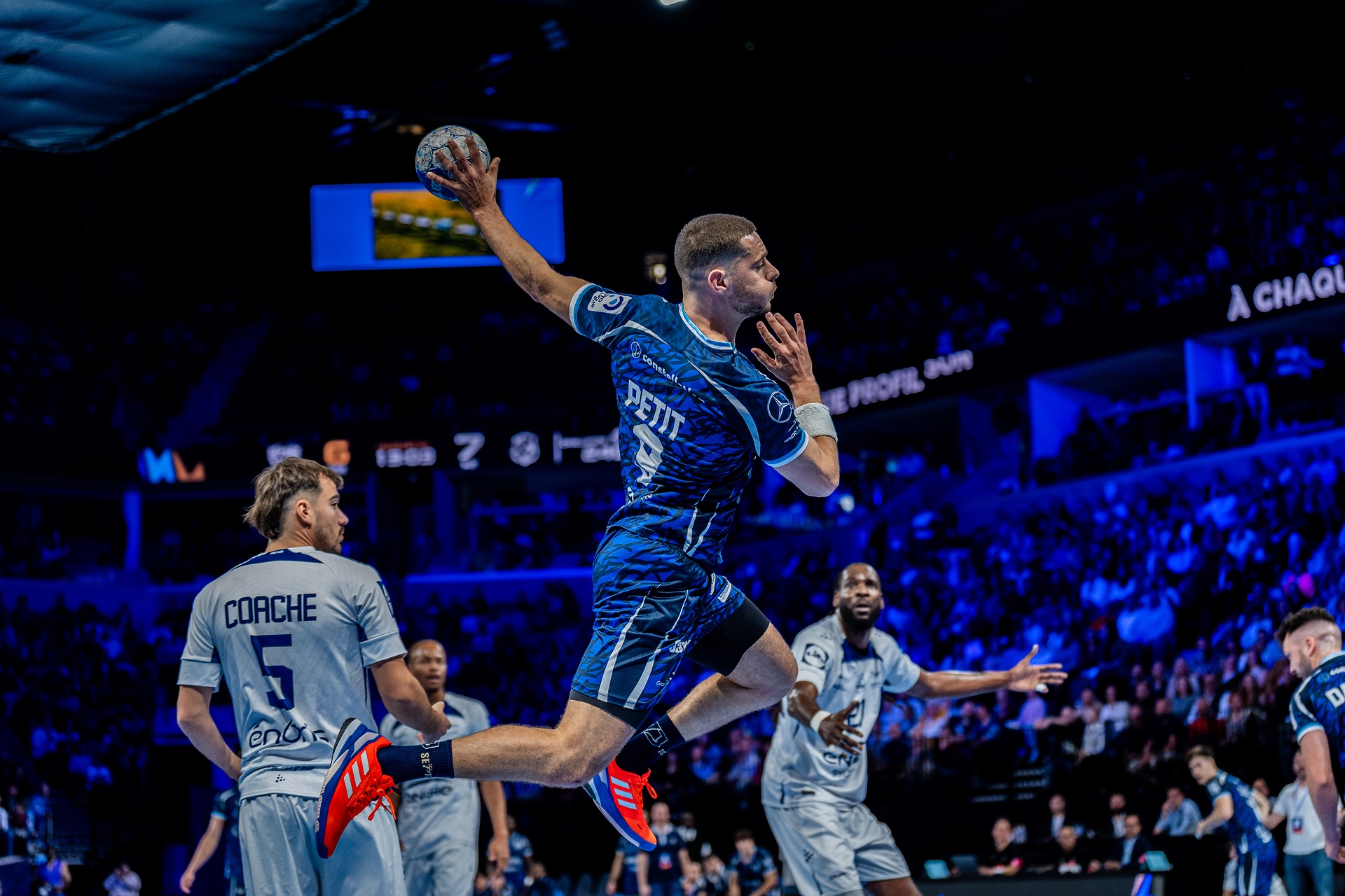 DSC05329.jpg_compressed