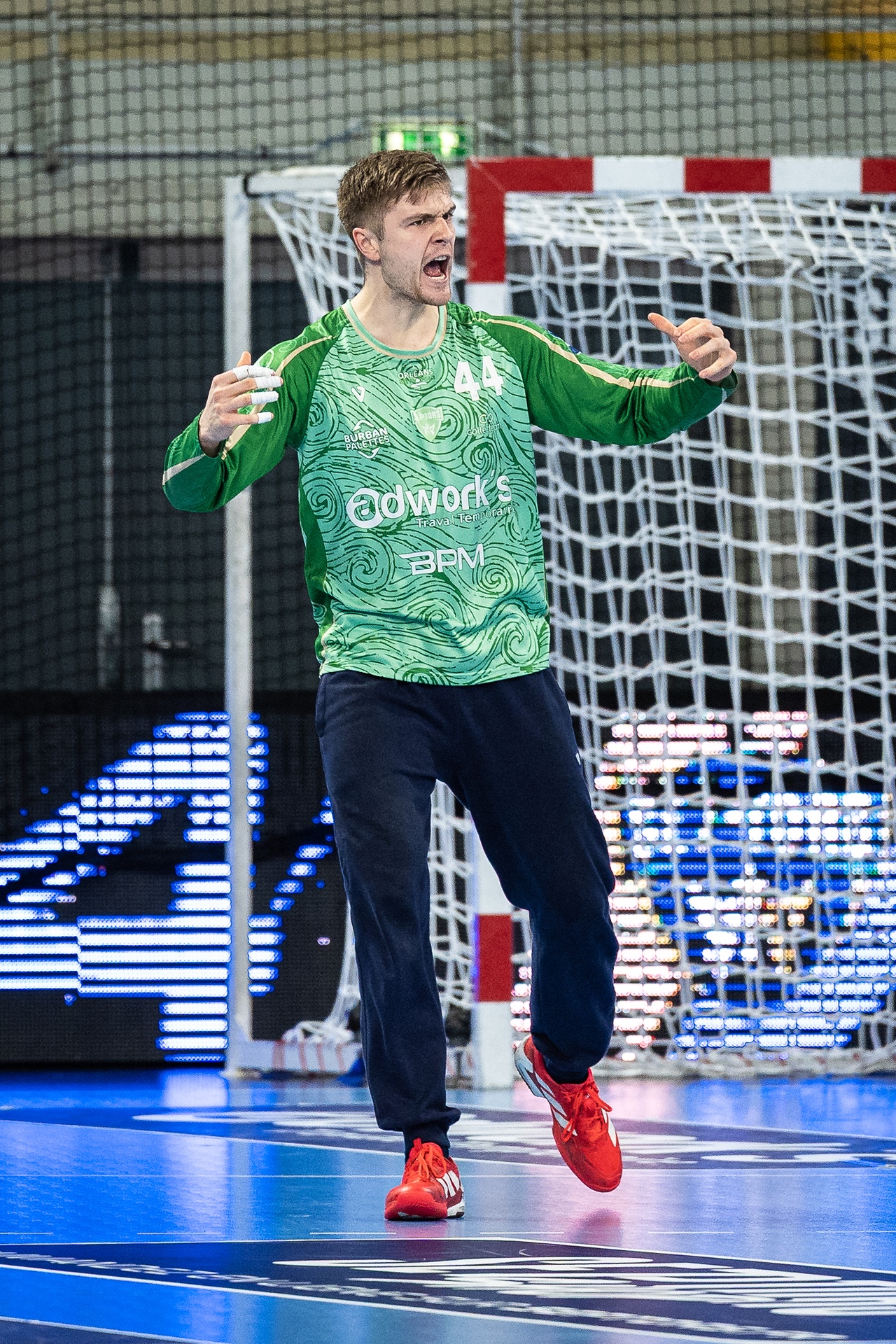 DSC05348-2.jpg_compressed