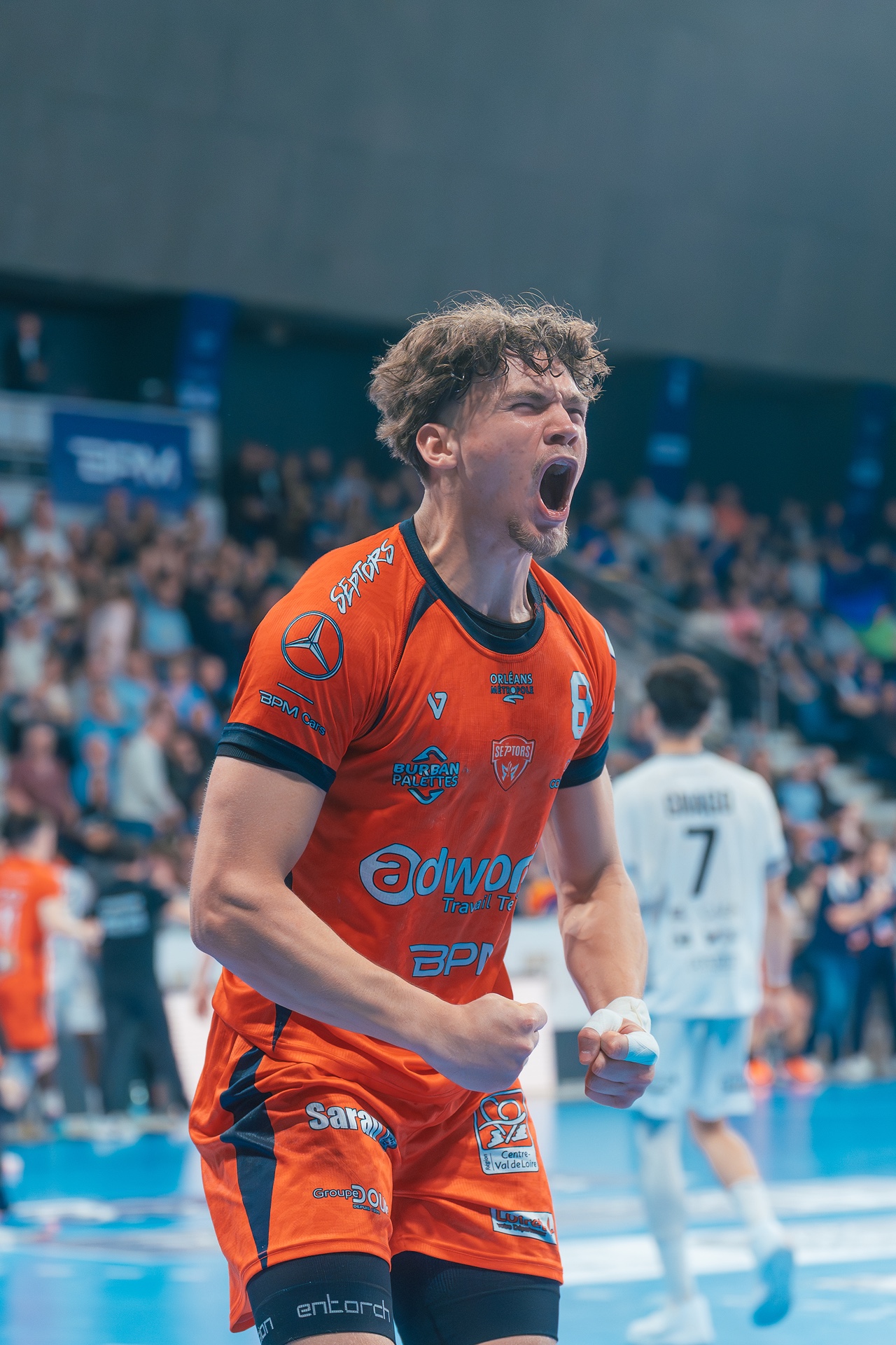 DSC05387.jpg_compressed