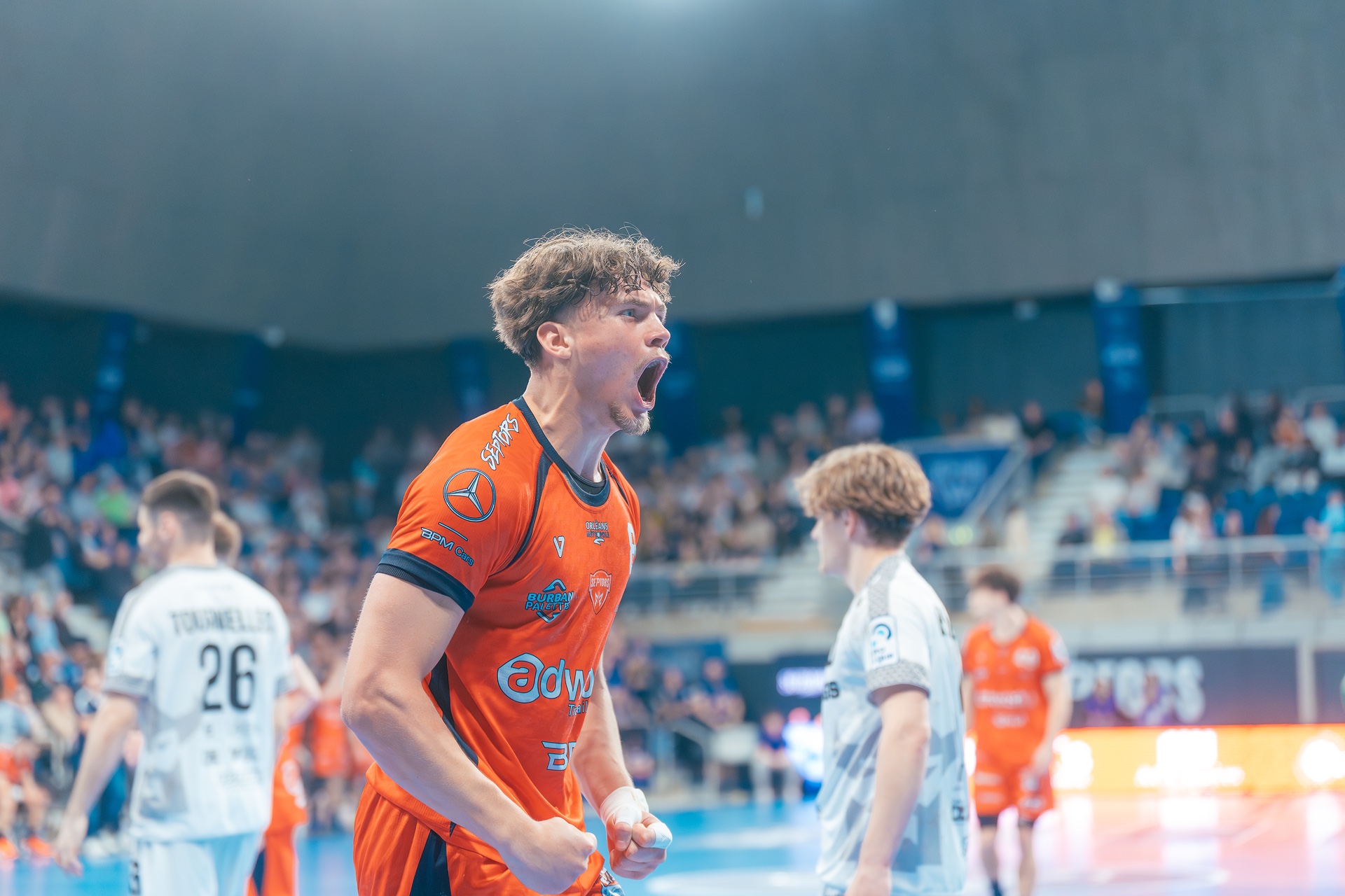 DSC05398.jpg_compressed