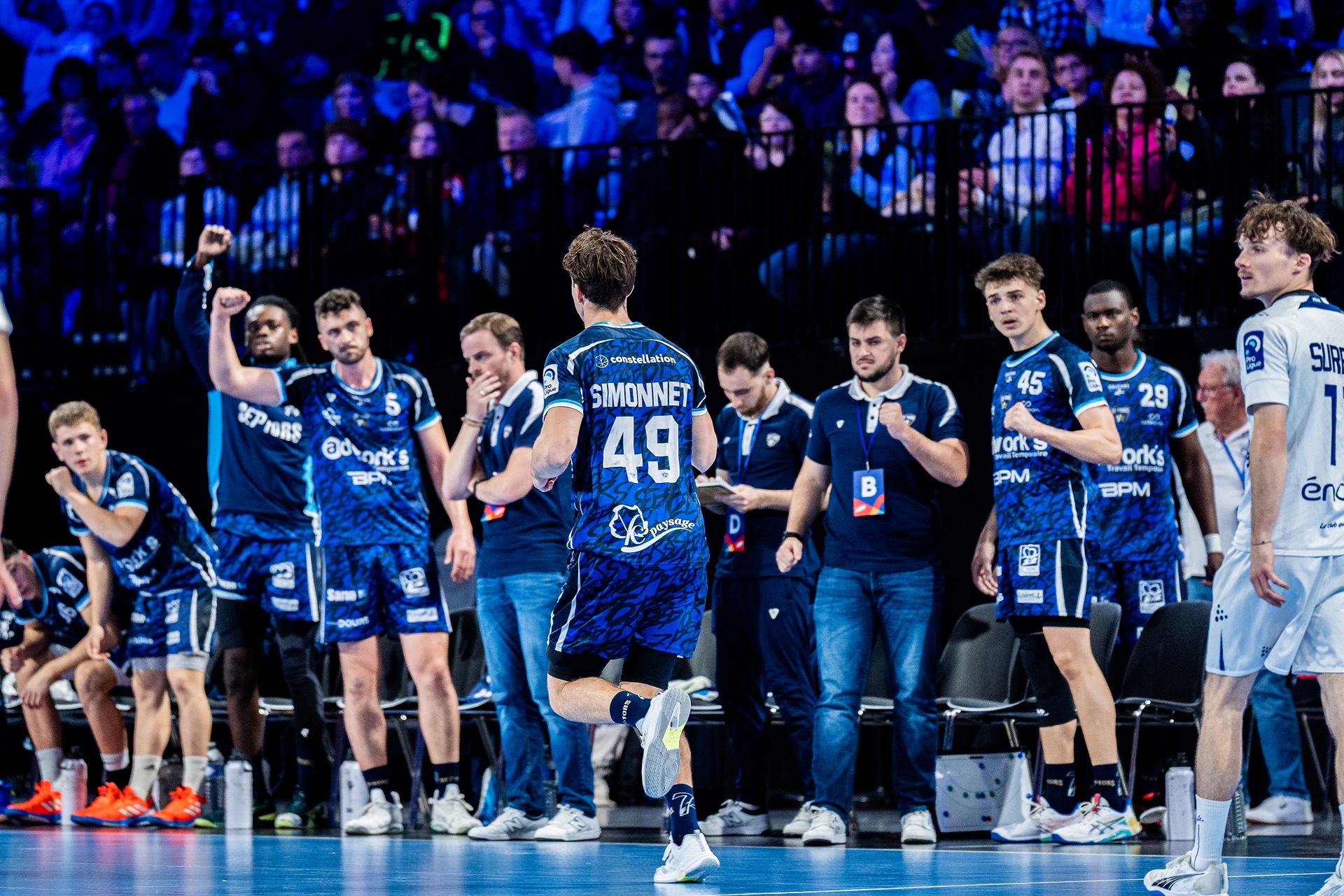 DSC05400.jpg_compressed