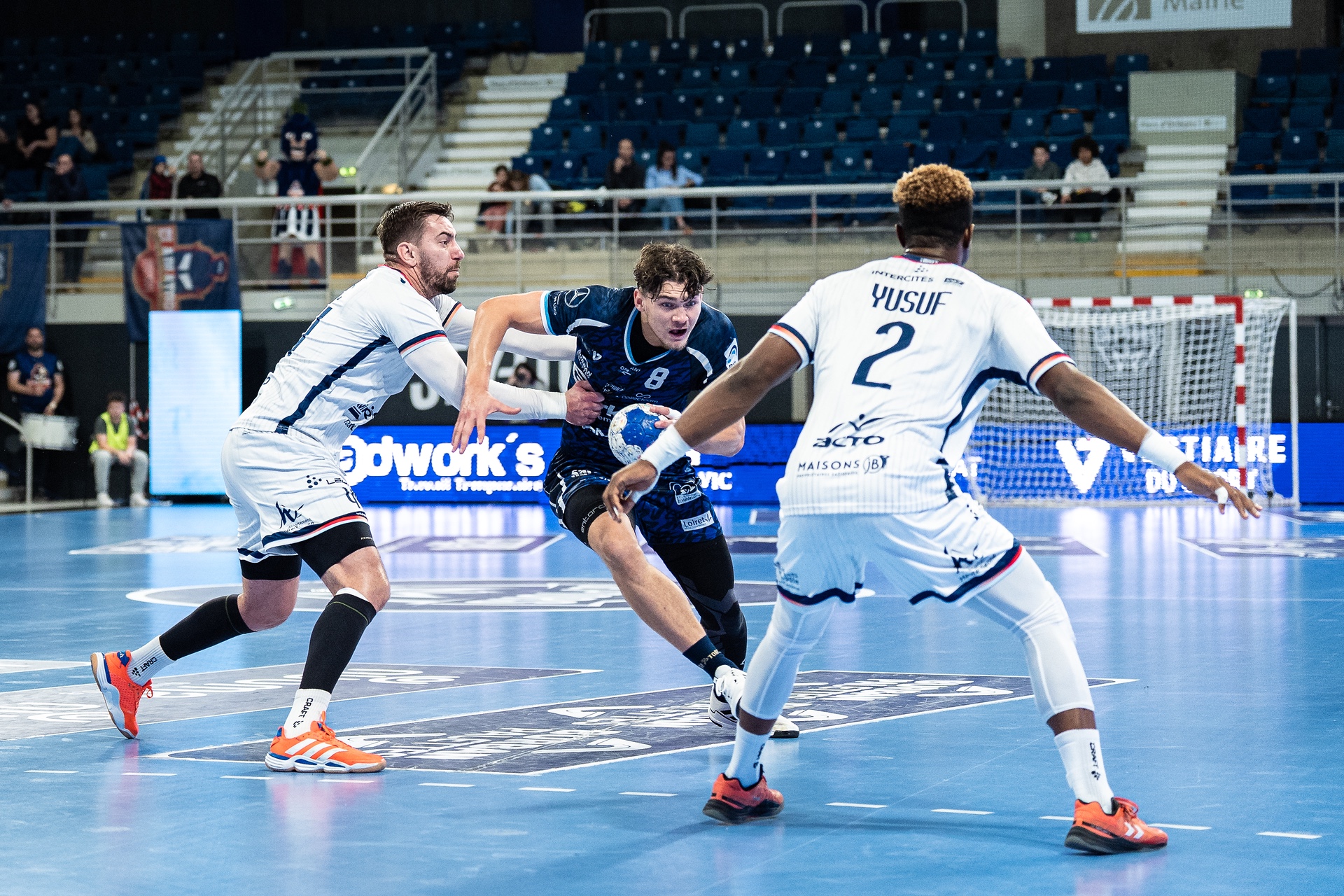 DSC05425.jpg_compressed