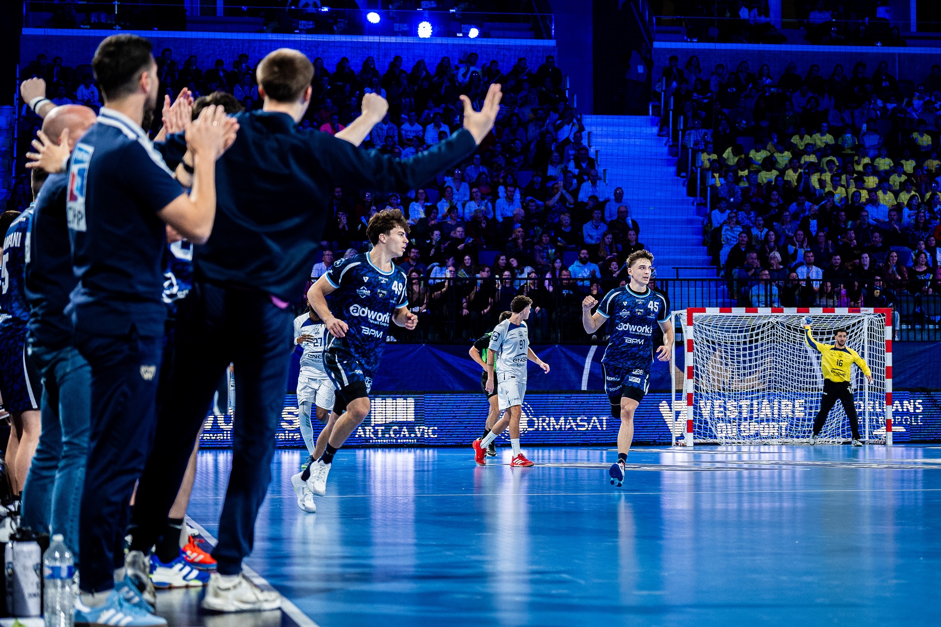 DSC05453.jpg_compressed