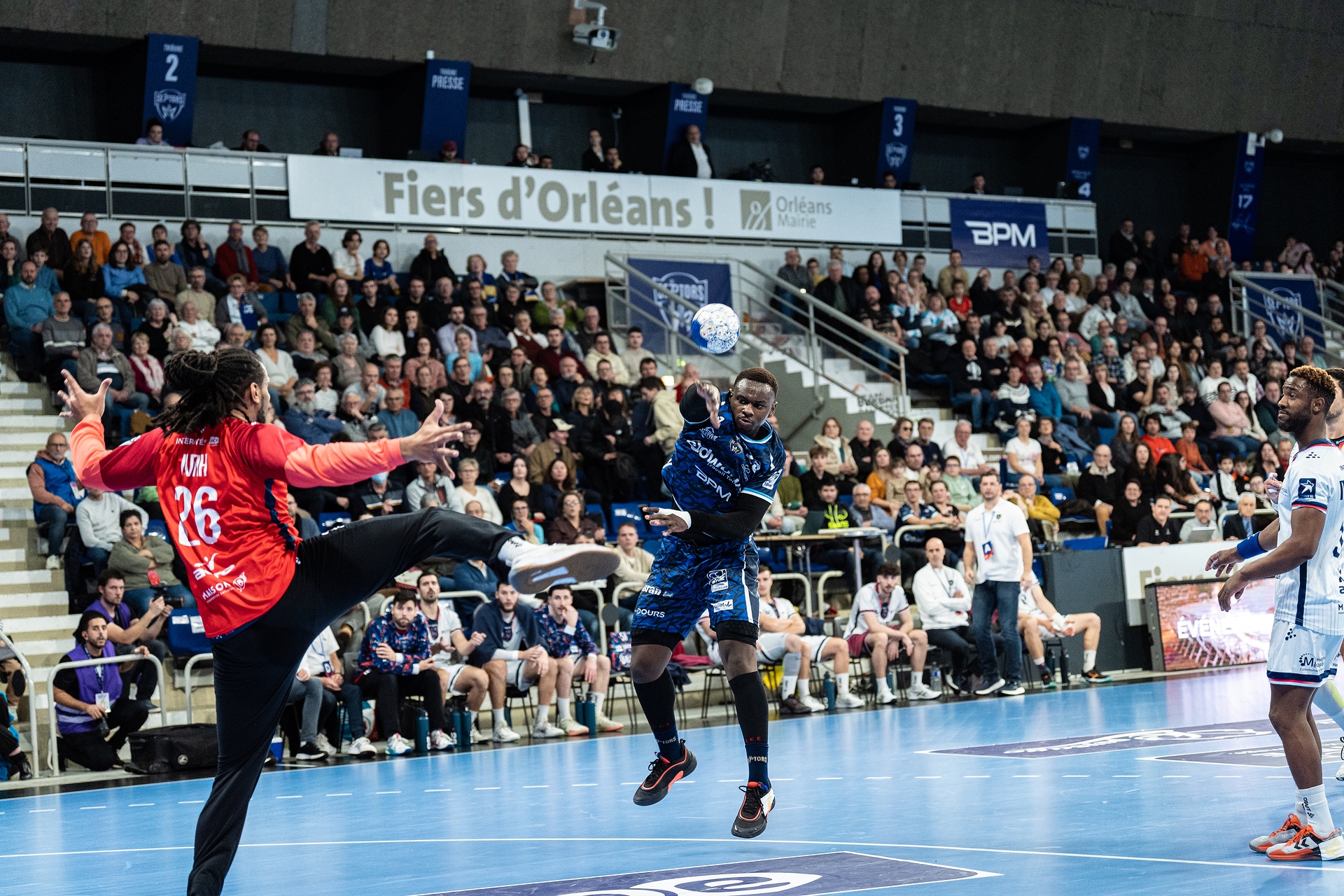 DSC05456.jpg_compressed