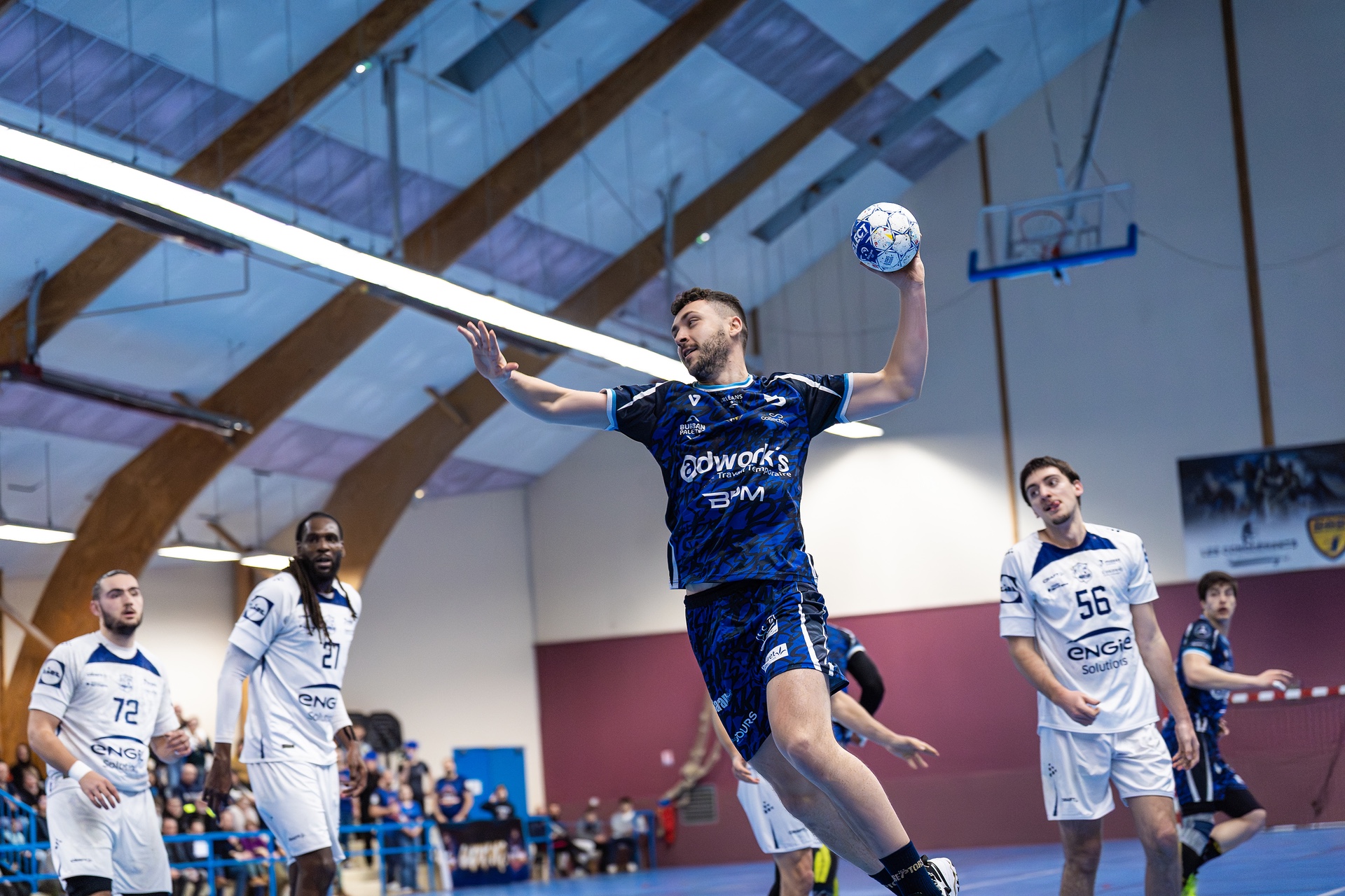 DSC05472.jpg_compressed