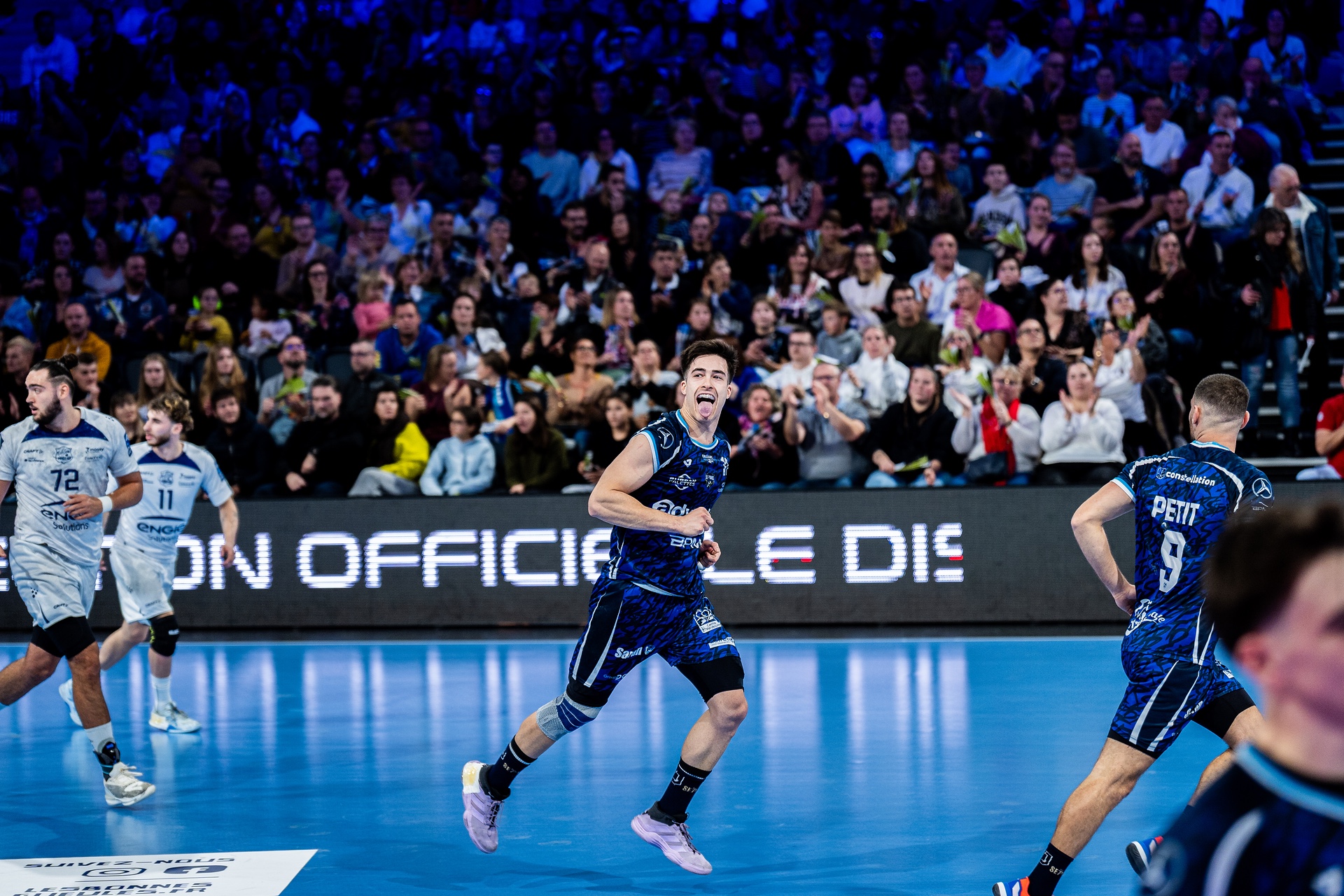 DSC05660.jpg_compressed