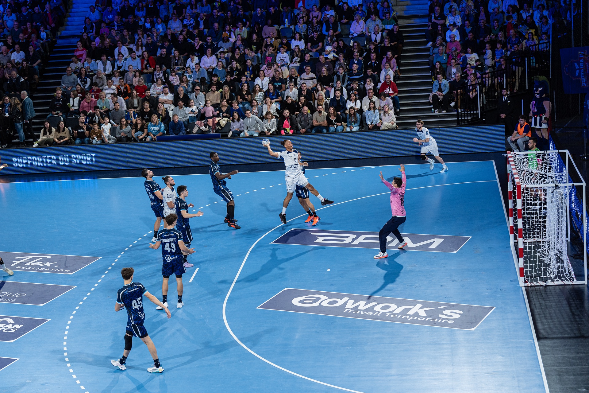 DSC05701.jpg_compressed