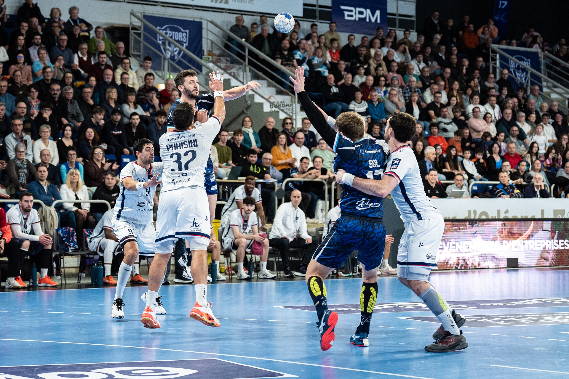 DSC05940.jpg_compressed