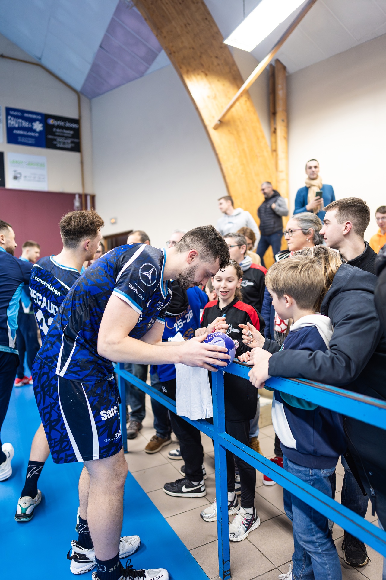 DSC06027.jpg_compressed