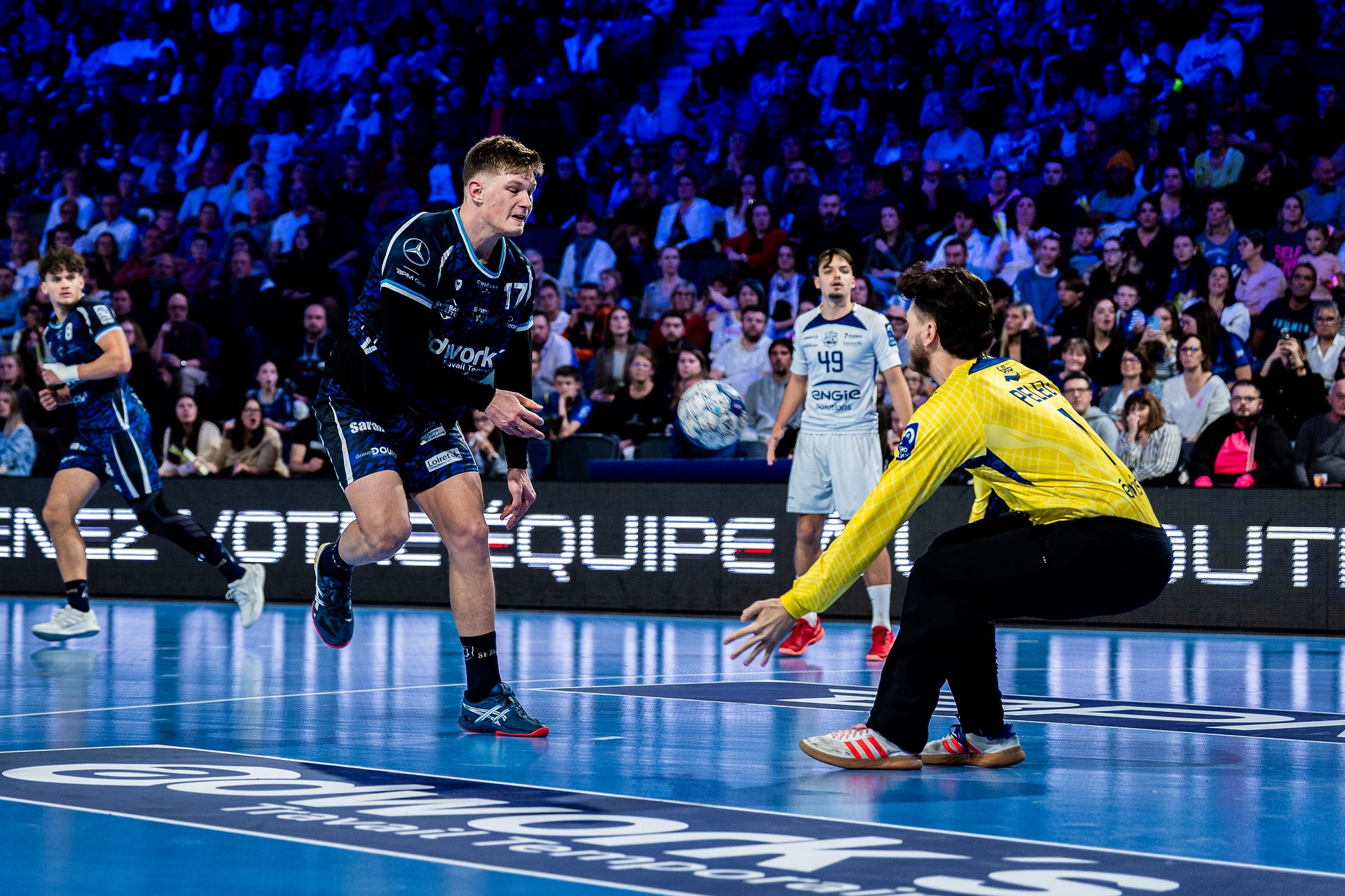 DSC06034.jpg_compressed