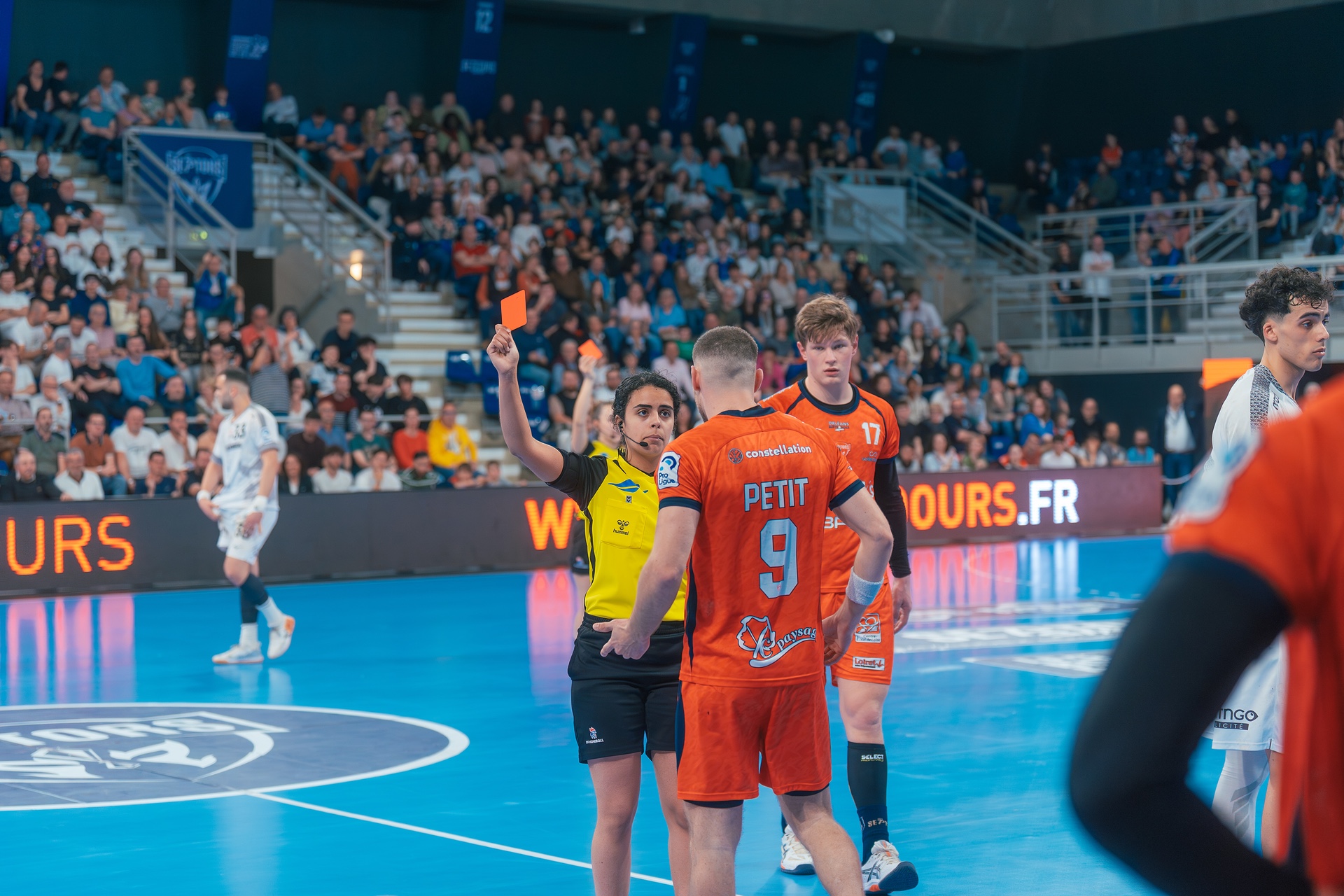 DSC06067.jpg_compressed