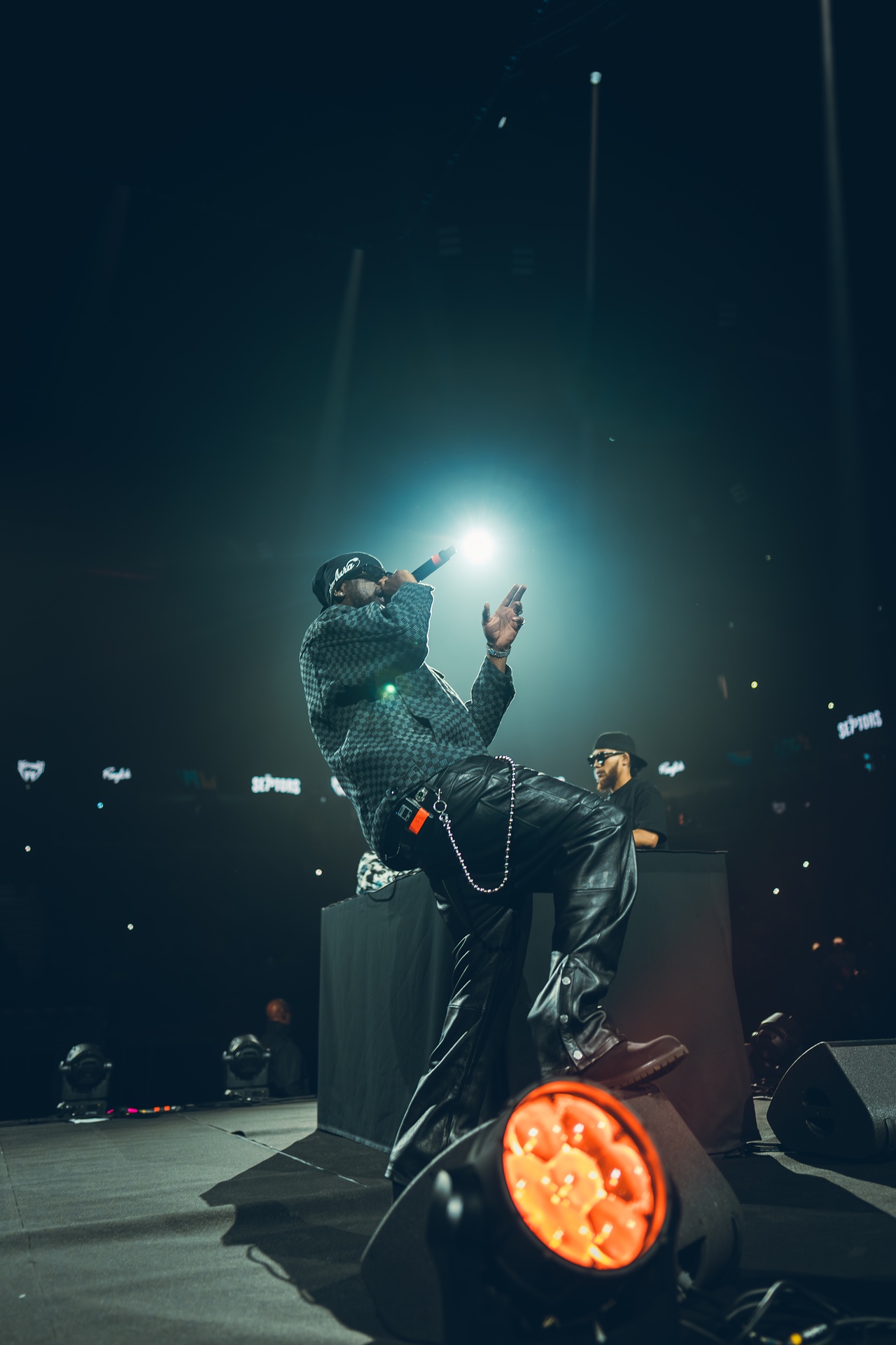 DSC06072.jpg_compressed